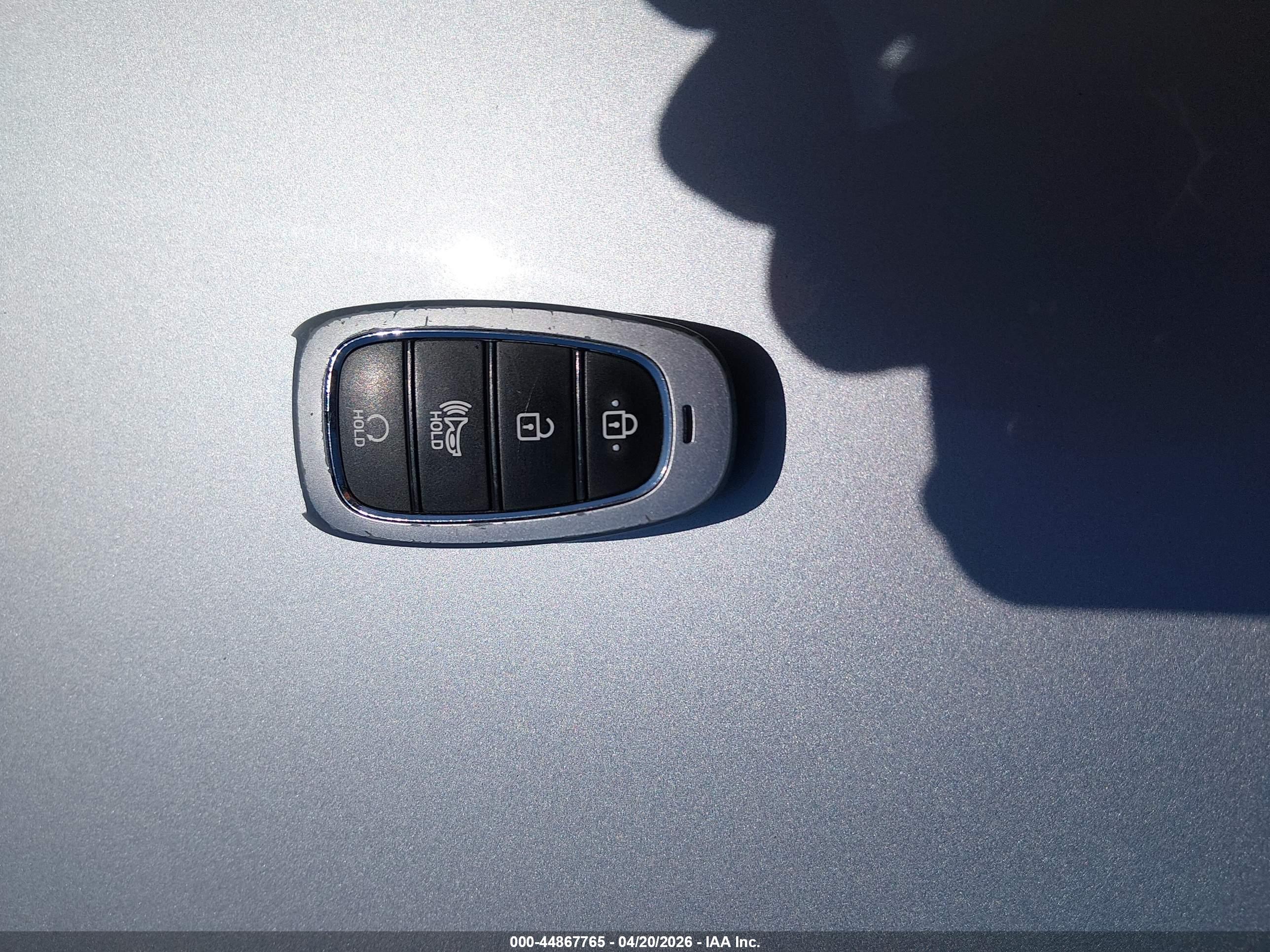HYUNDAI TUCSON image 11