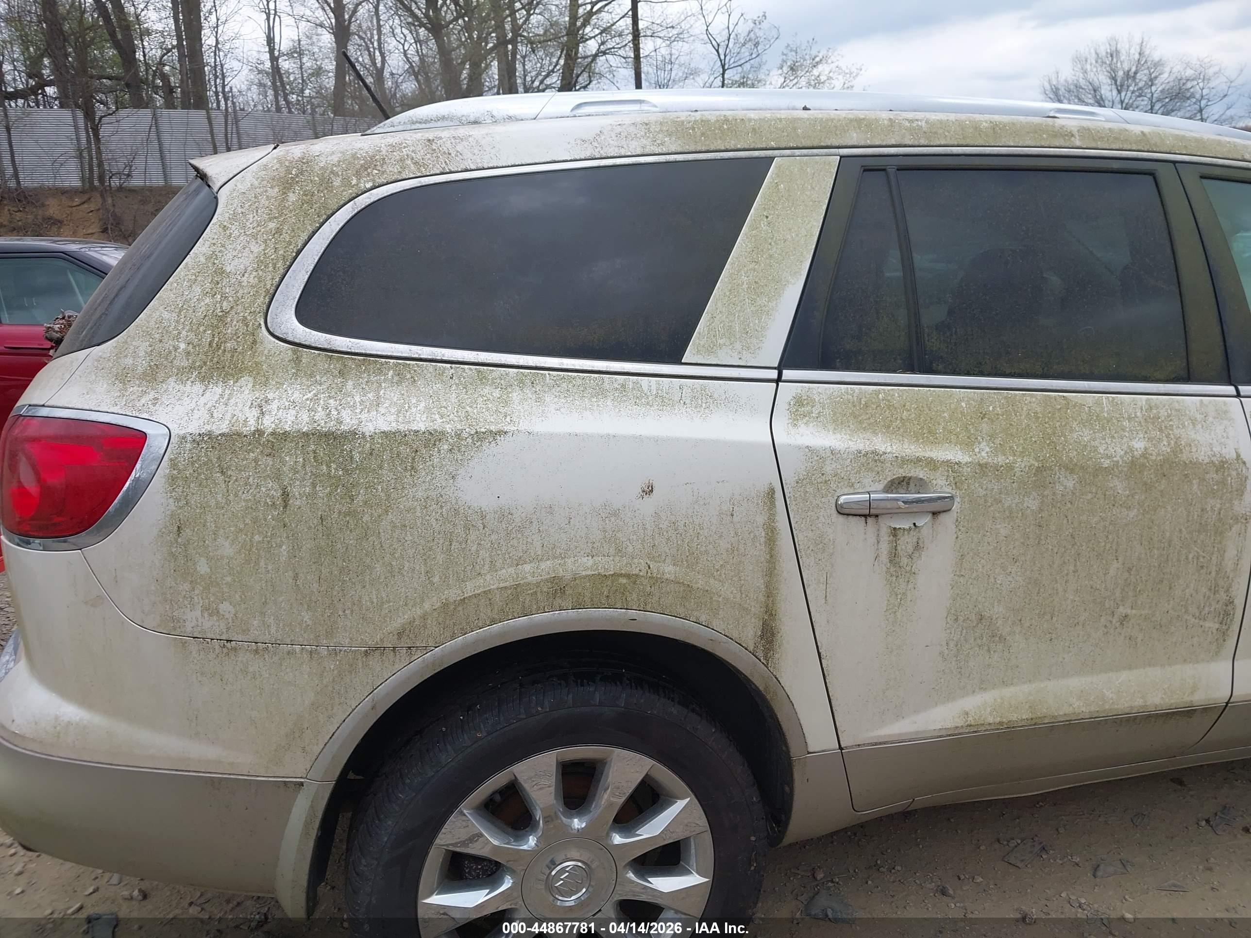 BUICK ENCLAVE image 6
