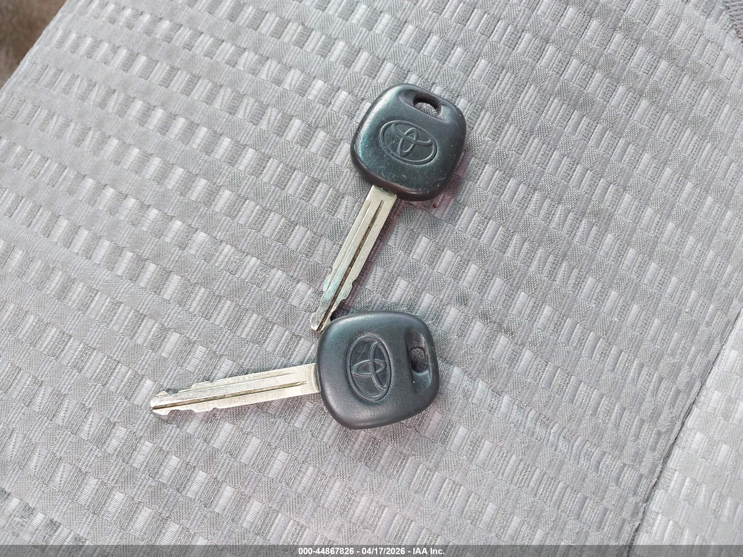 TOYOTA 4RUNNER image 11