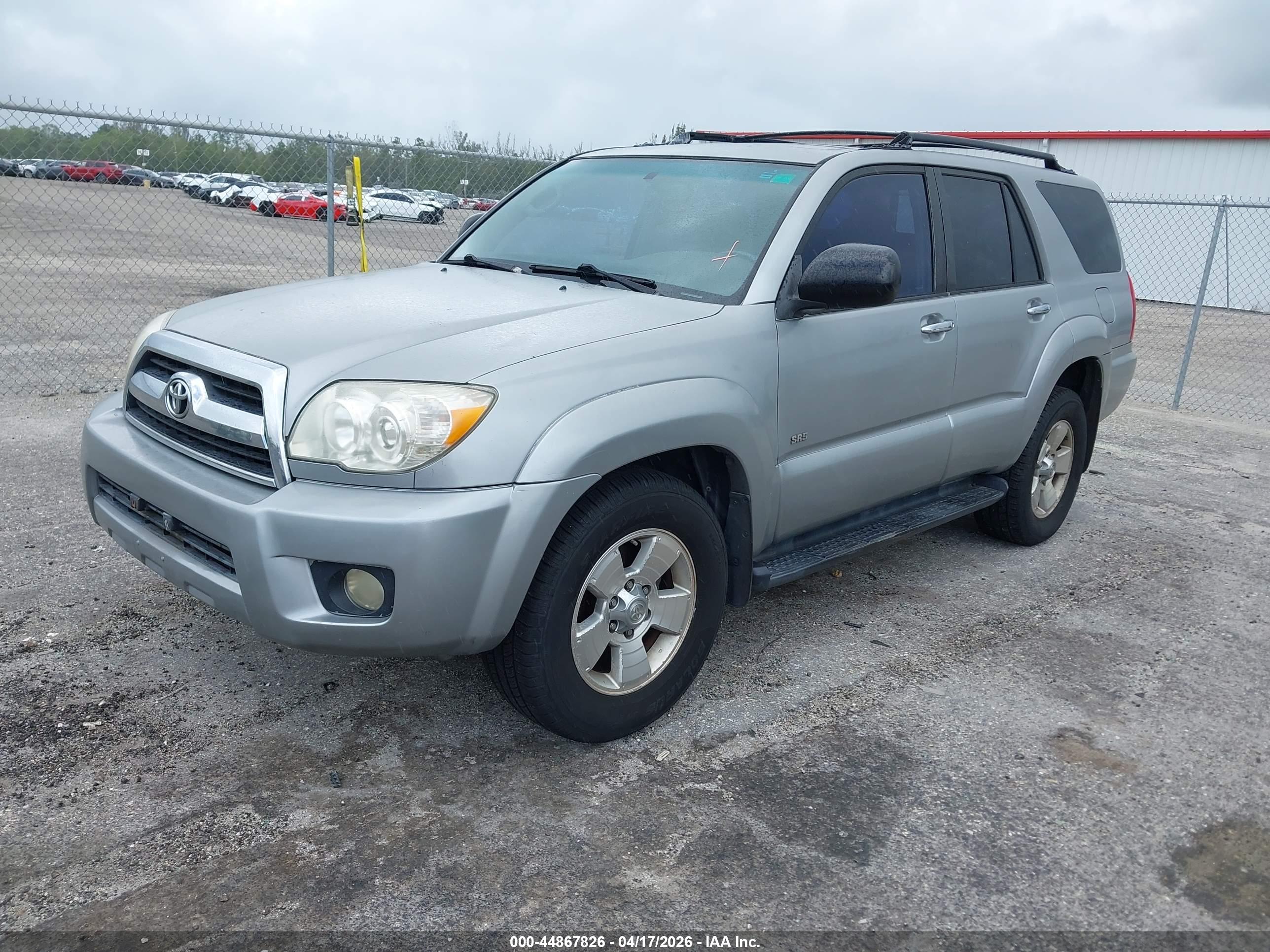 TOYOTA 4RUNNER image 2
