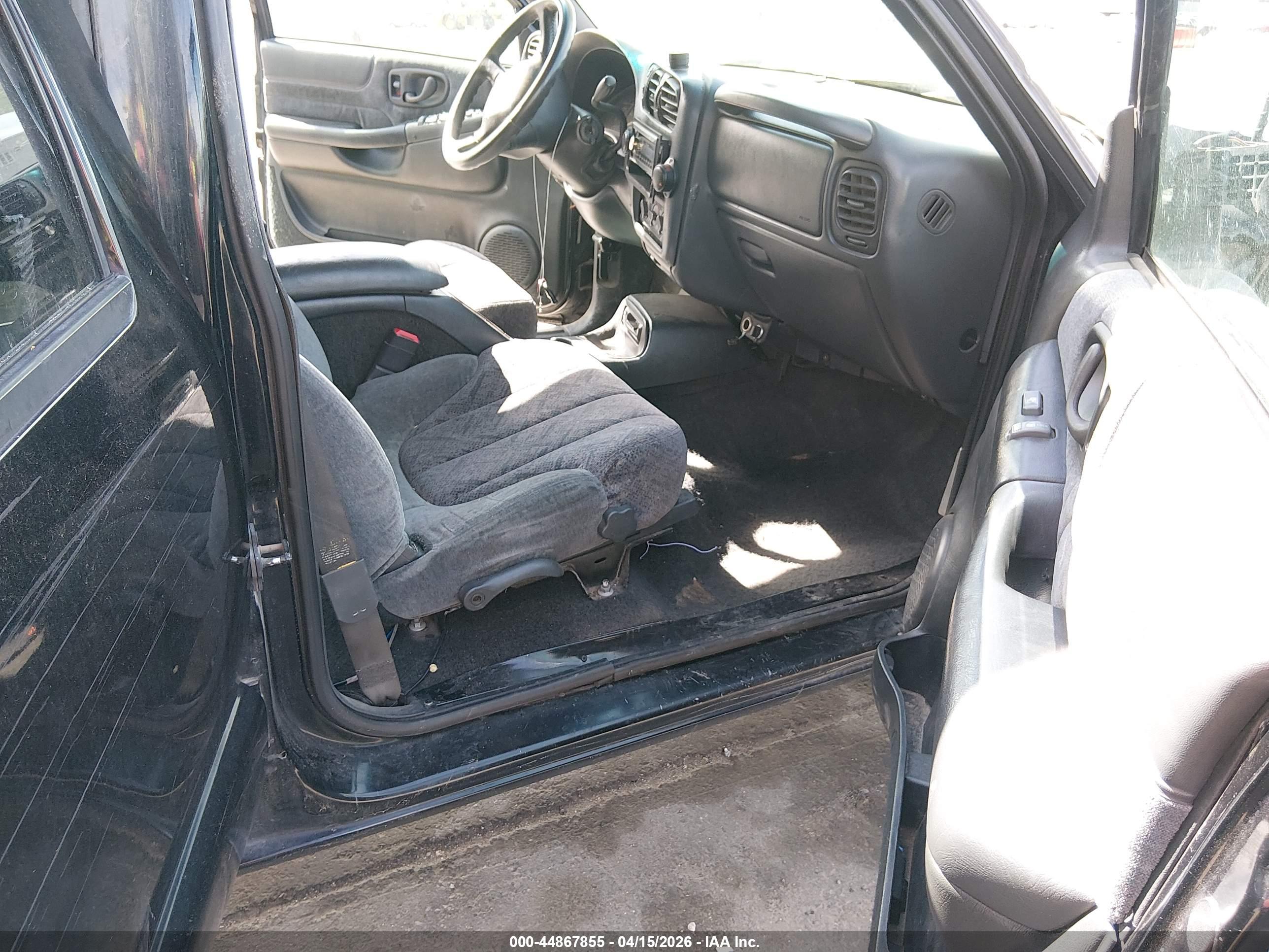 CHEVROLET S-10 image 5