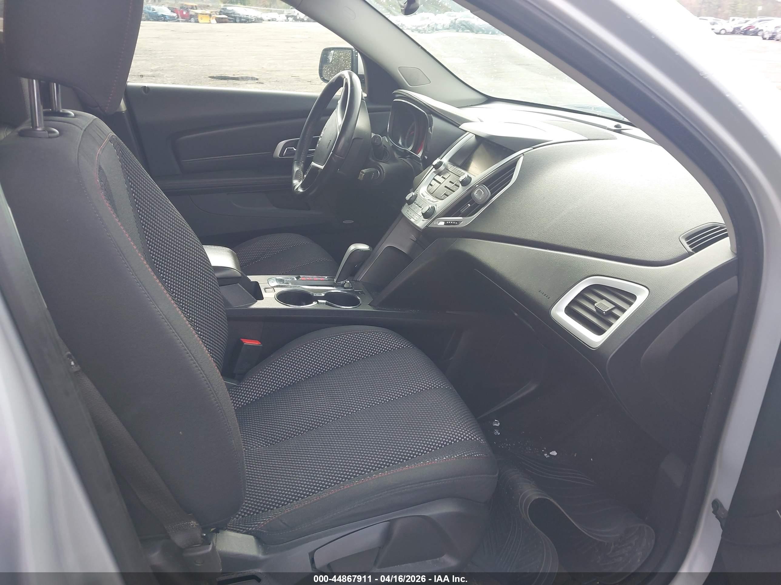 GMC TERRAIN image 5