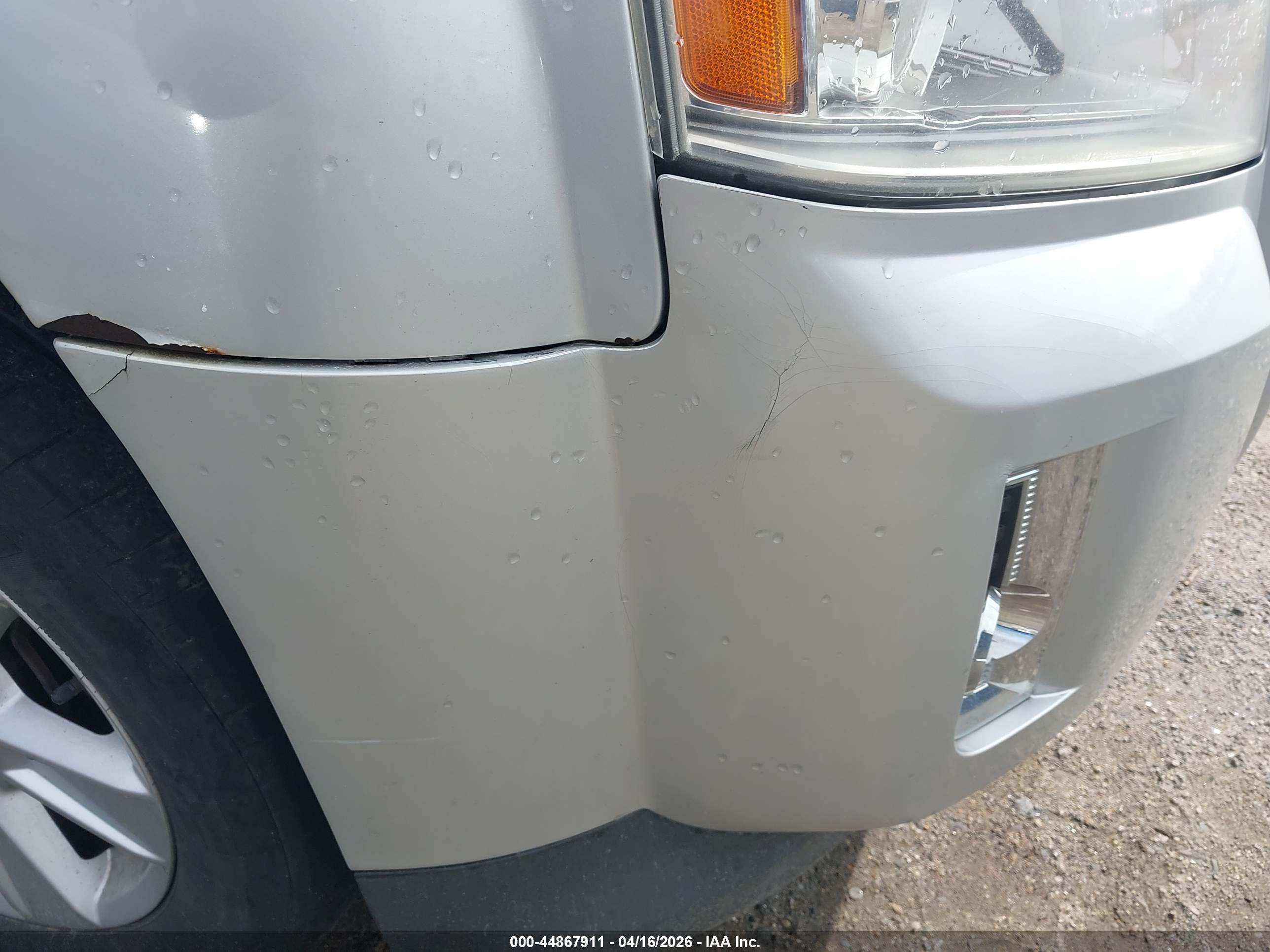 GMC TERRAIN image 6