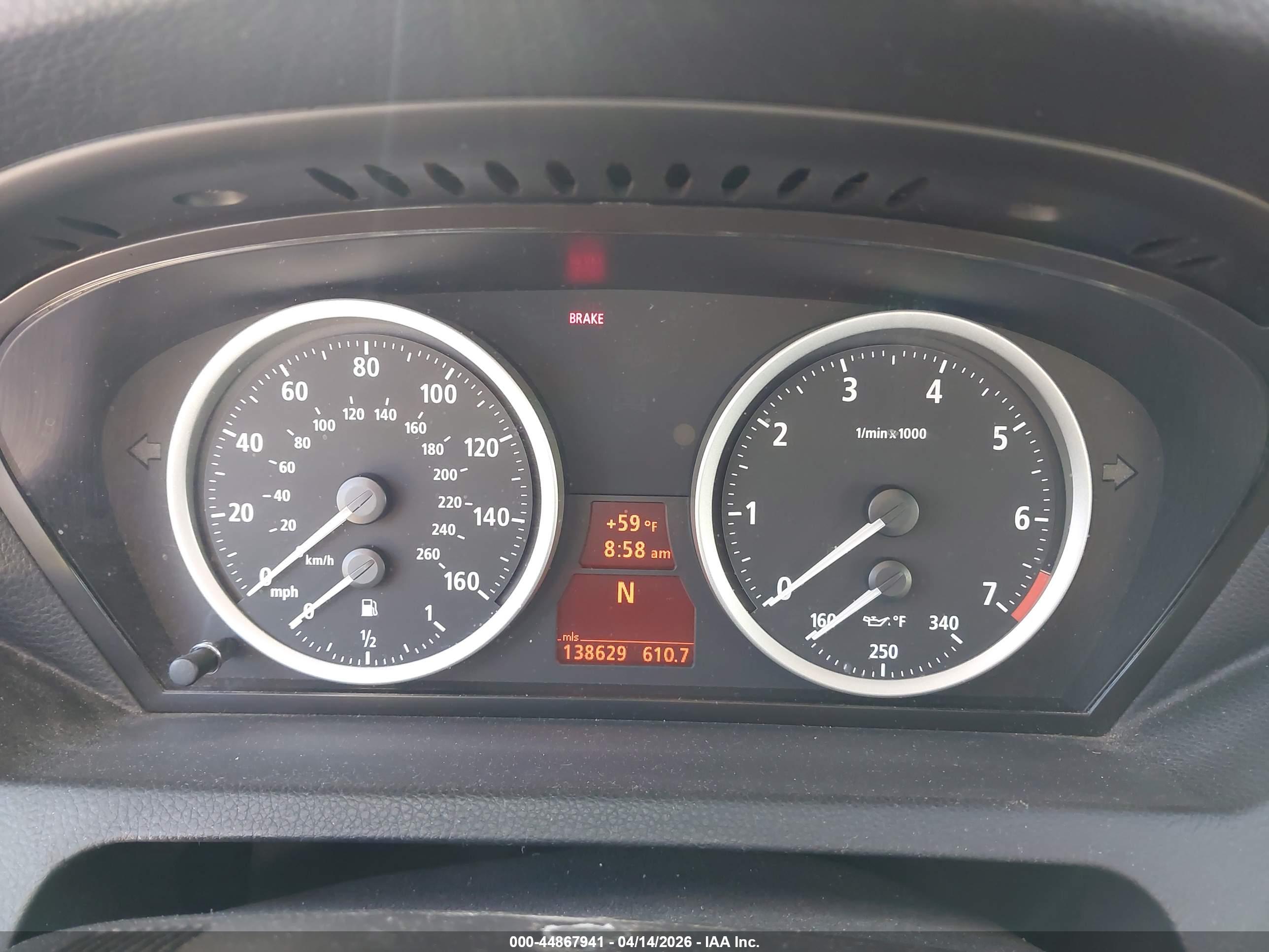 BMW 650I image 7
