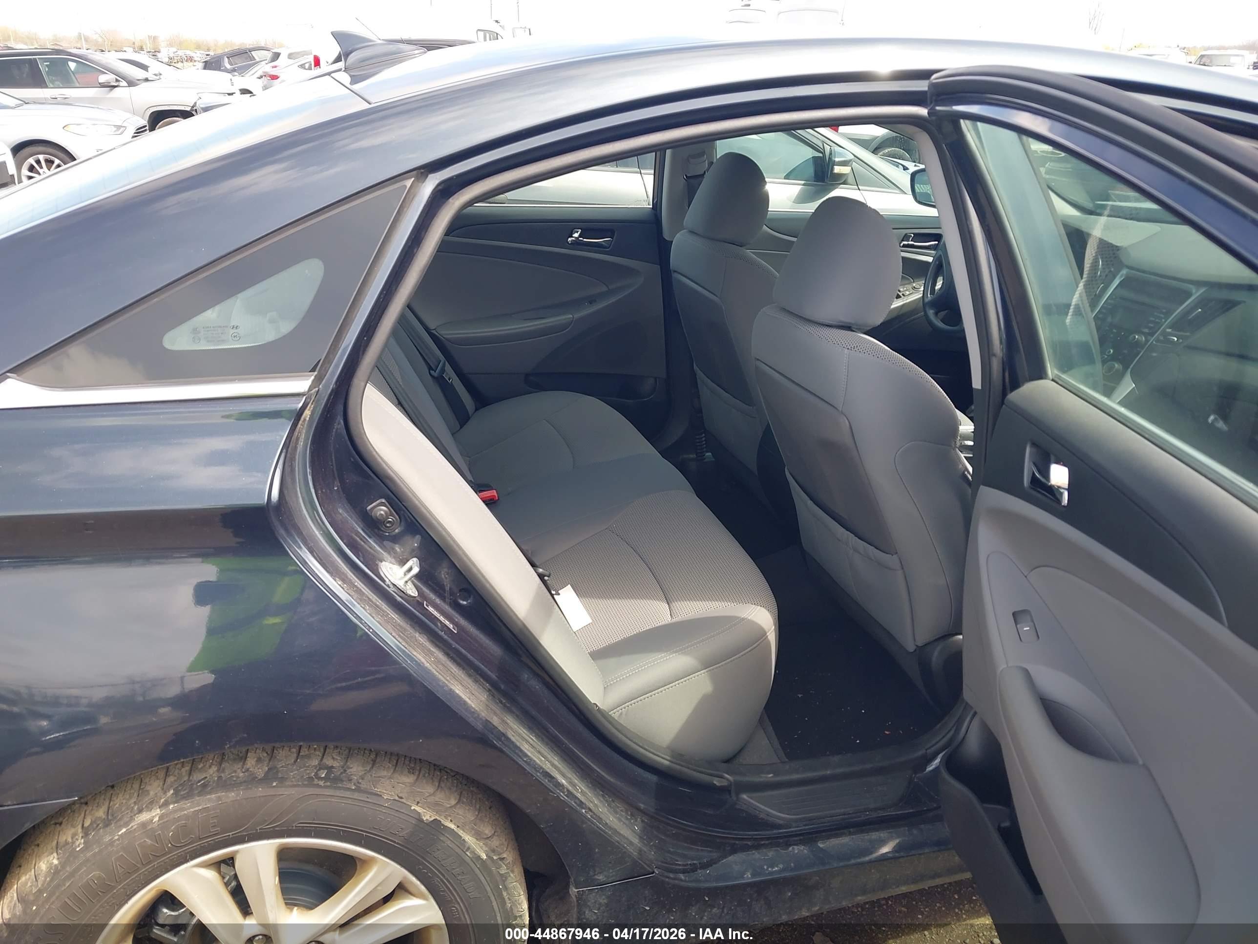 HYUNDAI SONATA image 8