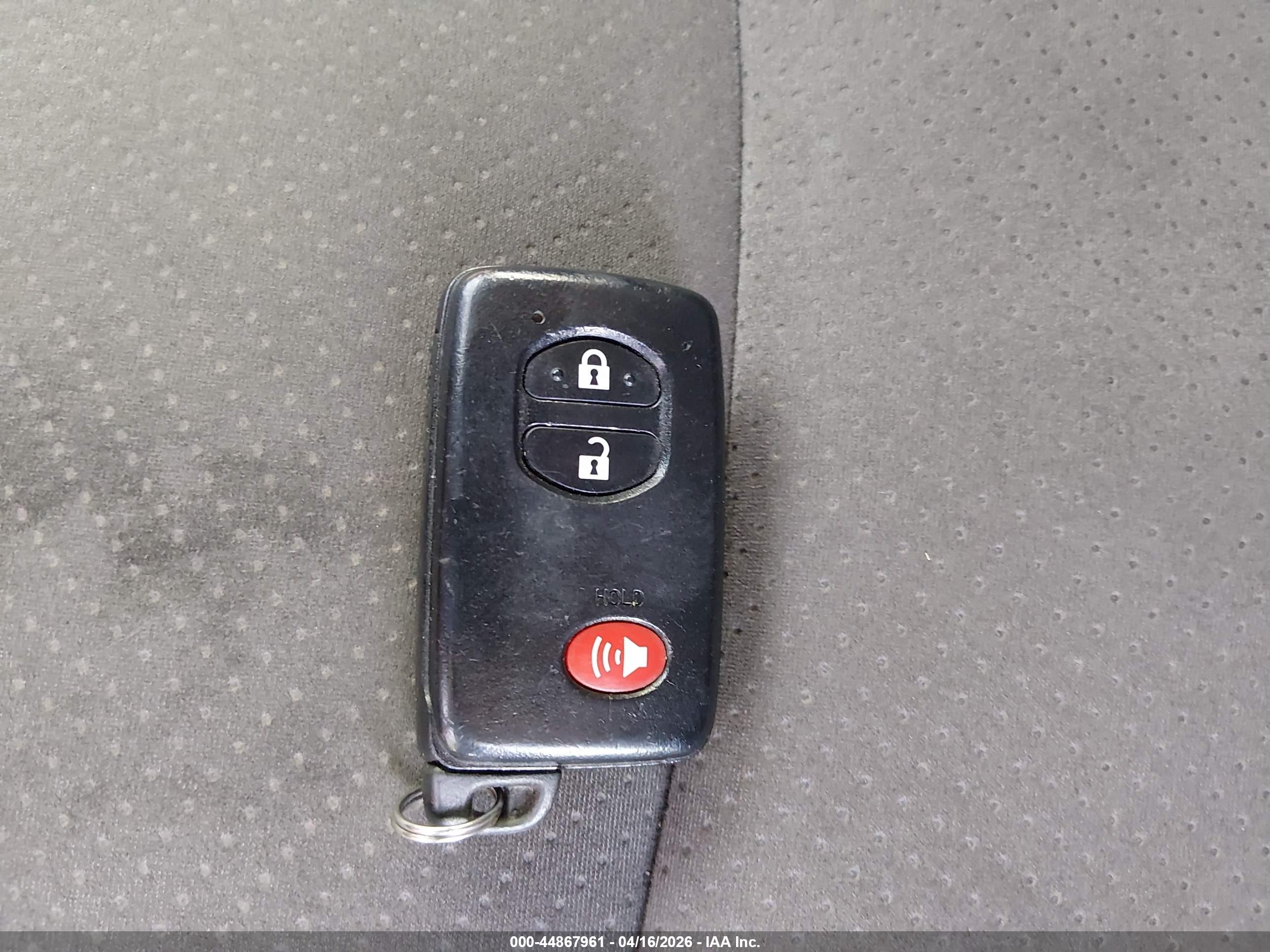 TOYOTA PRIUS image 11