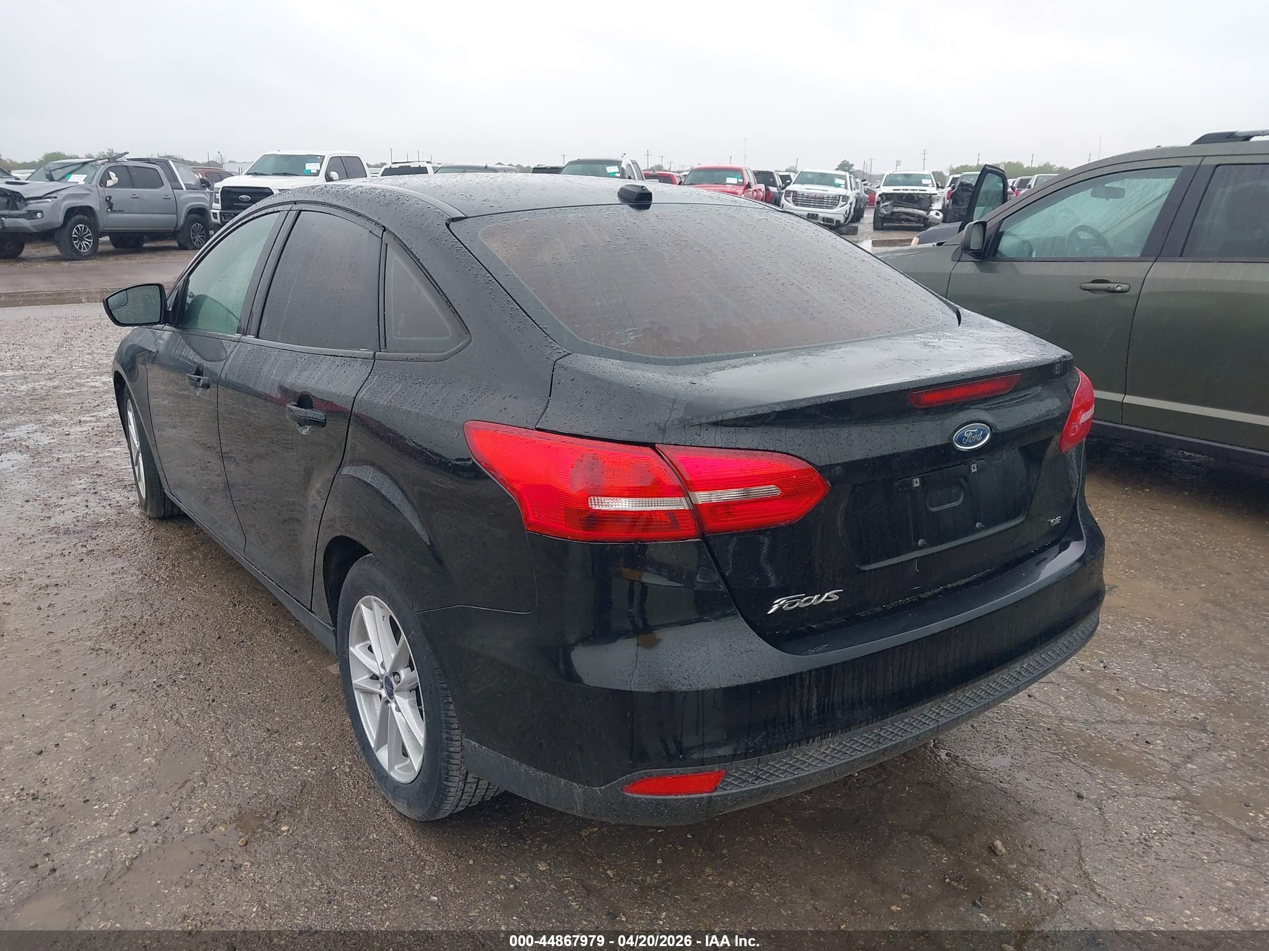 FORD FOCUS image 3