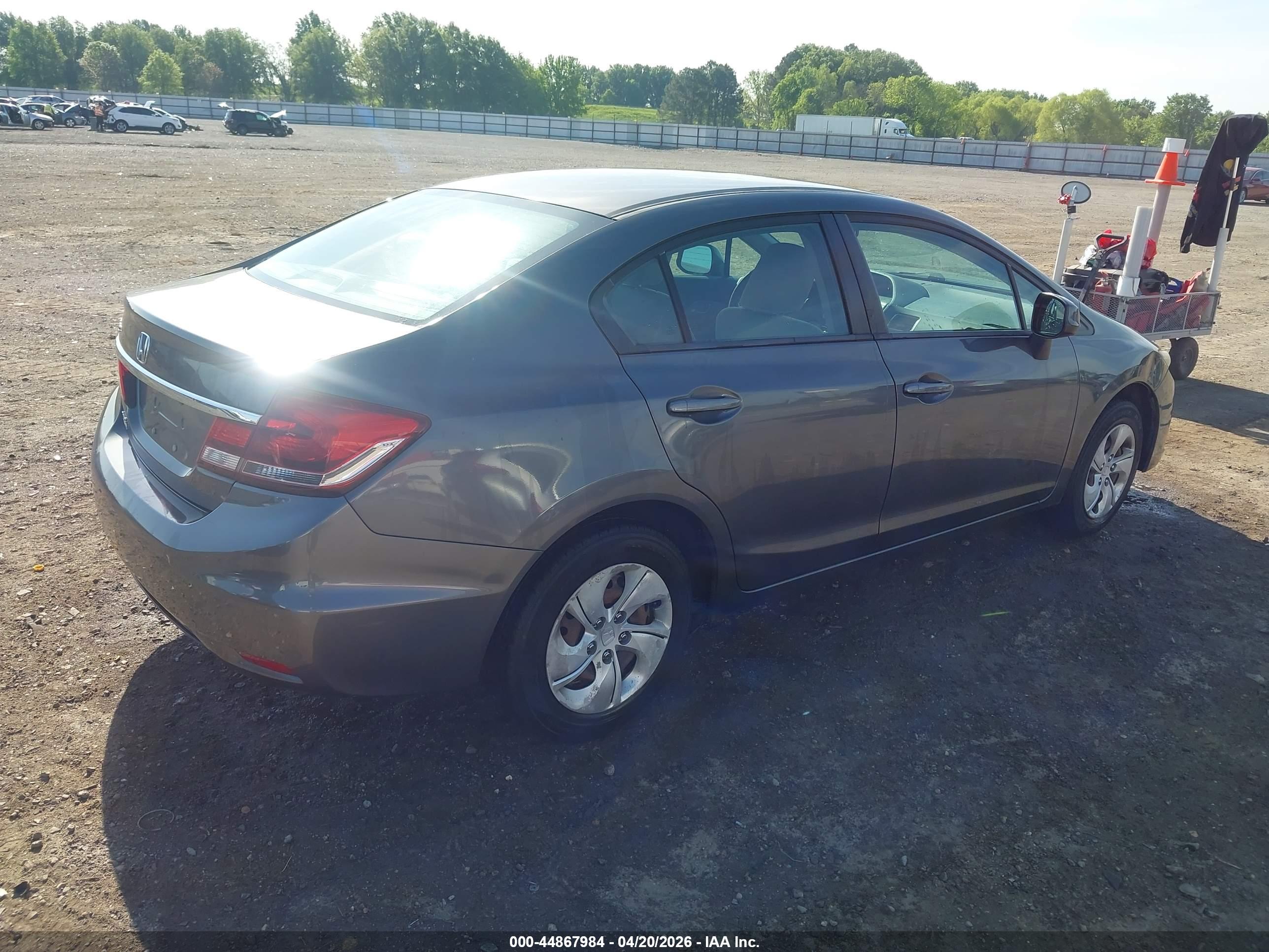 HONDA CIVIC image 4