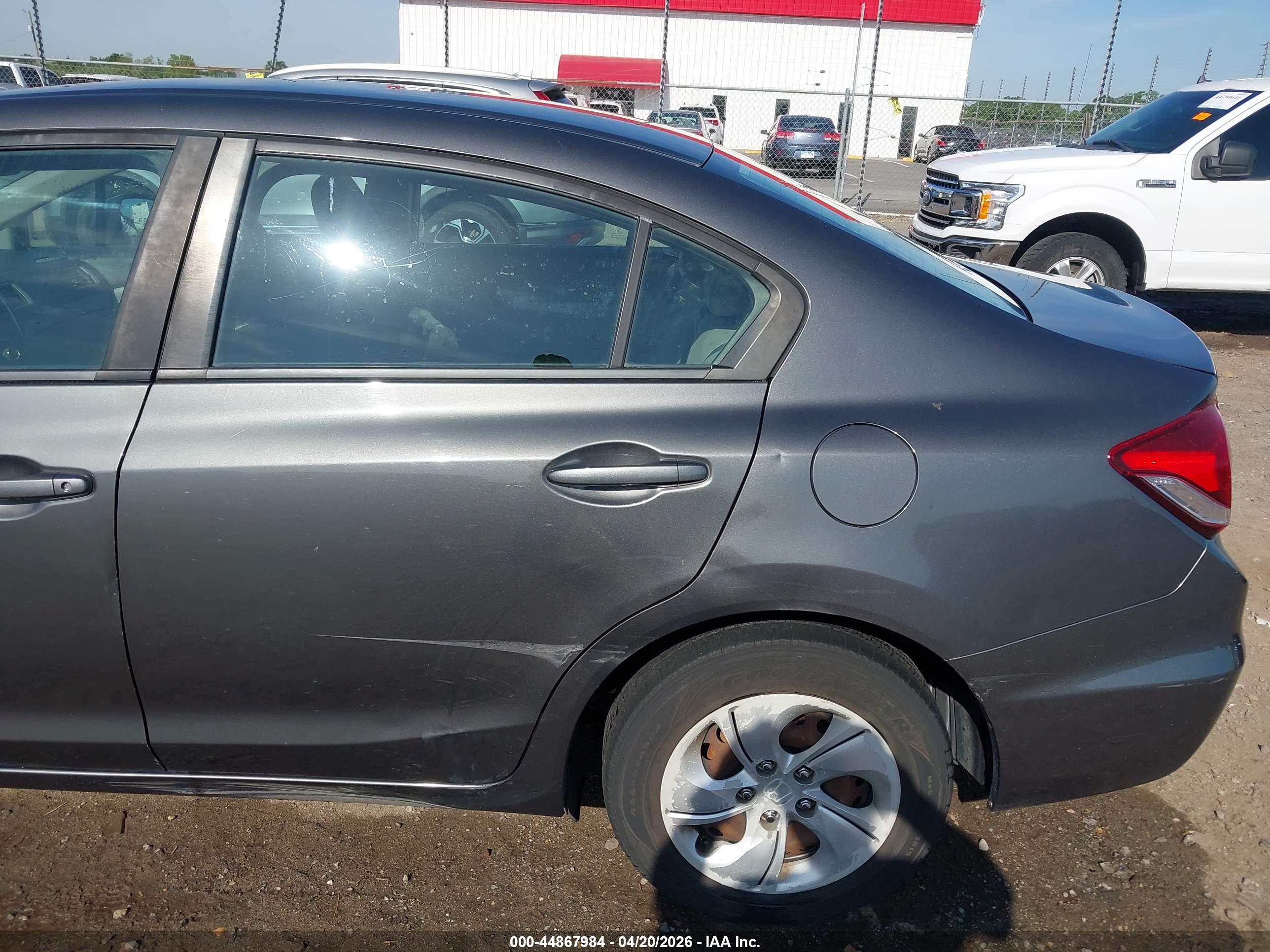 HONDA CIVIC image 6
