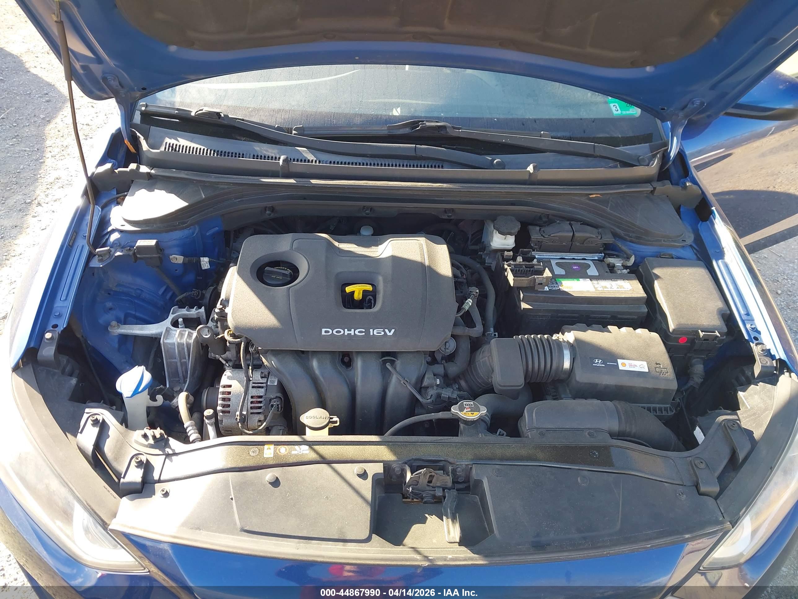 HYUNDAI ELANTRA image 10