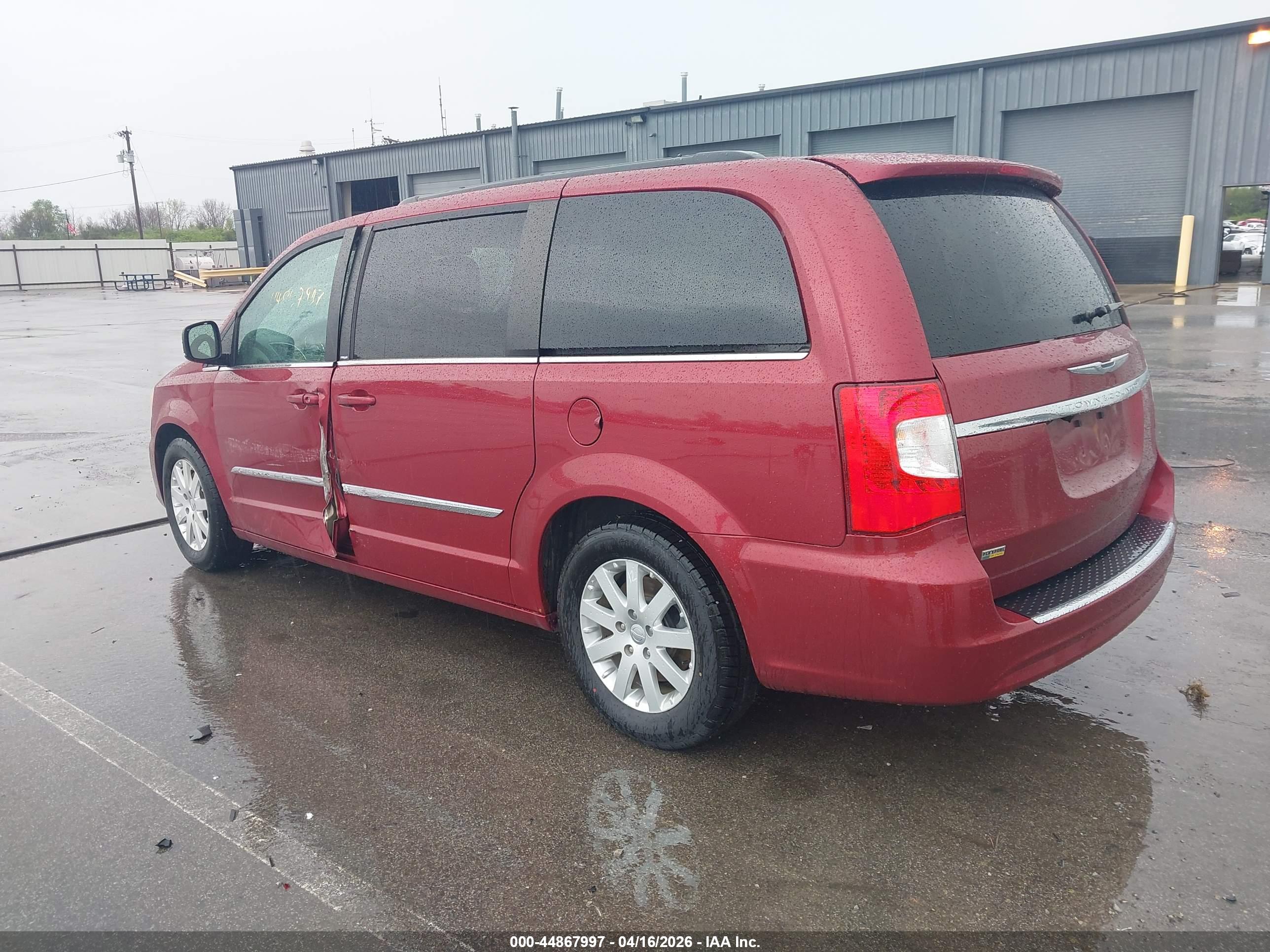 CHRYSLER TOWN image 3
