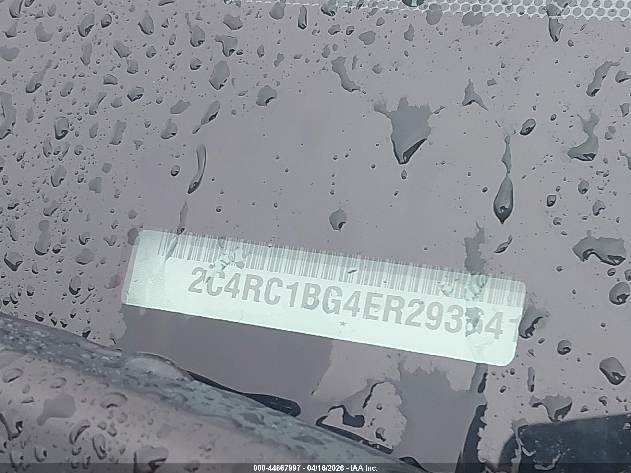 CHRYSLER TOWN image 9