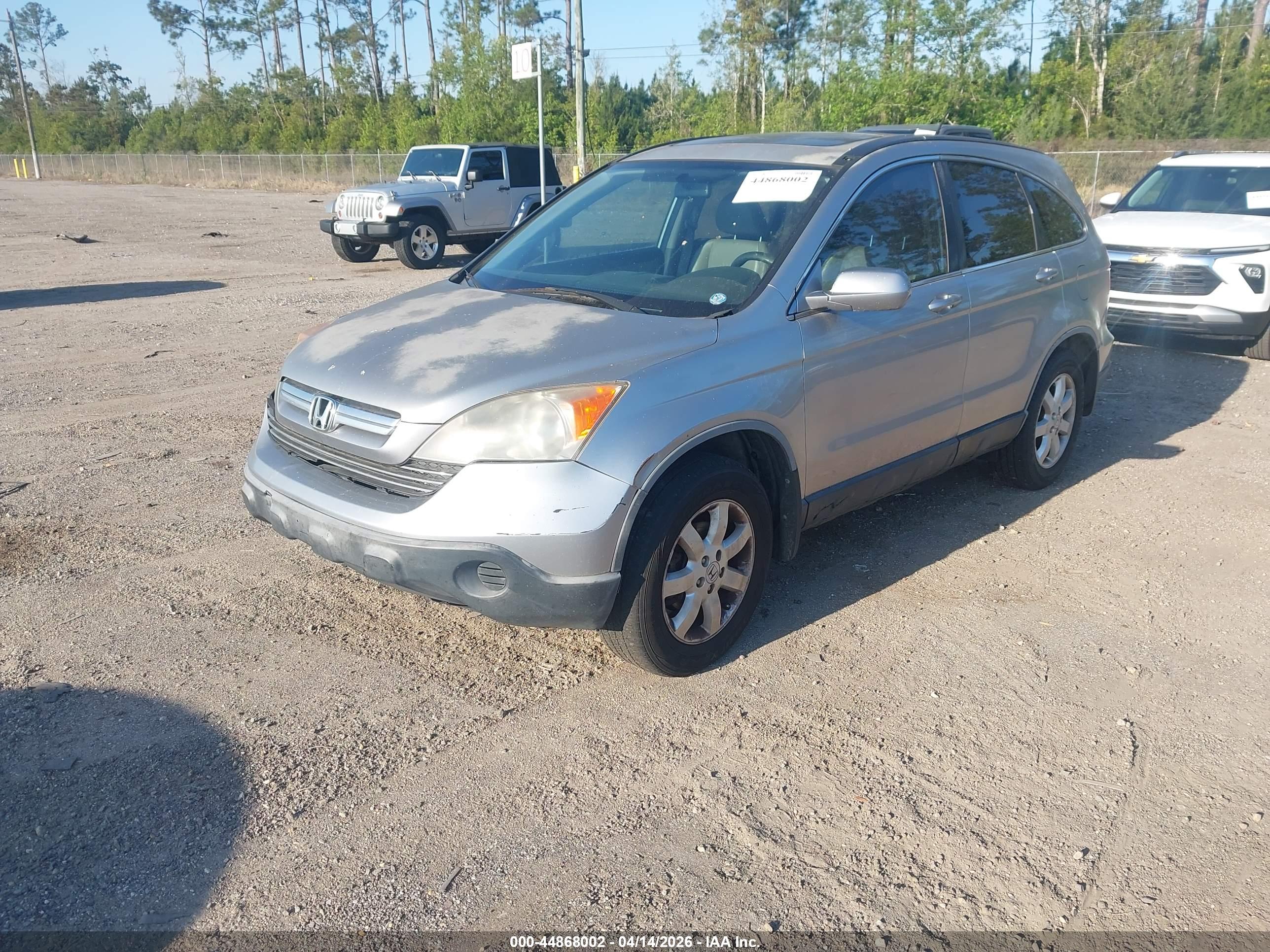 HONDA CR-V image 2