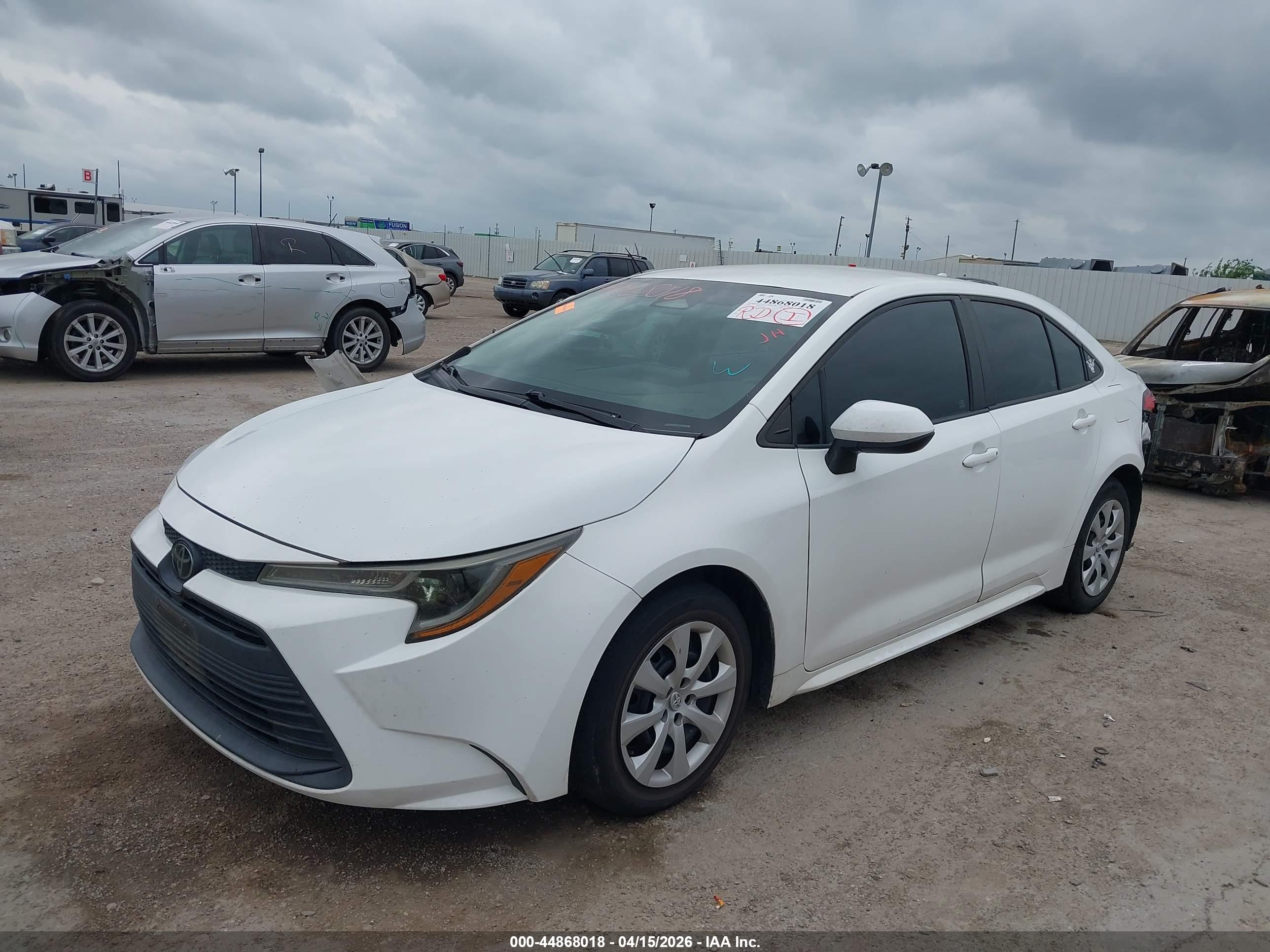 TOYOTA COROLLA image 2