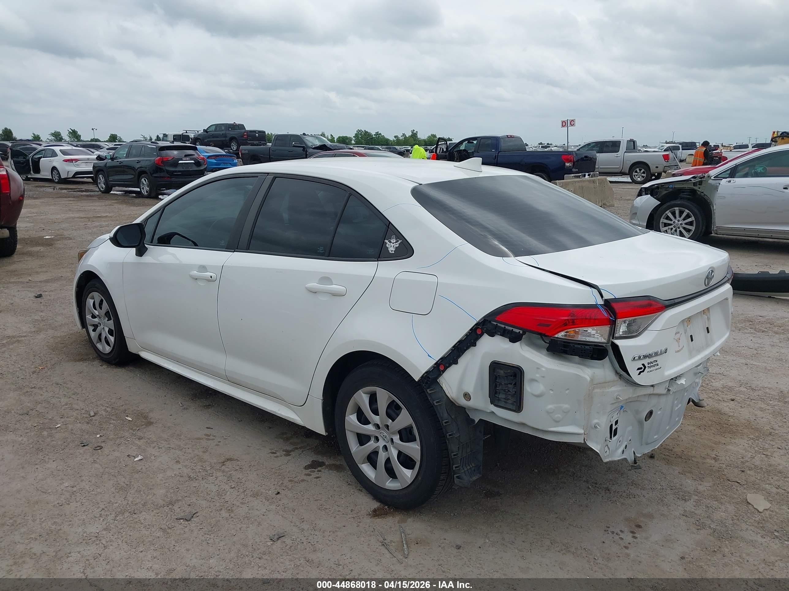 TOYOTA COROLLA image 3