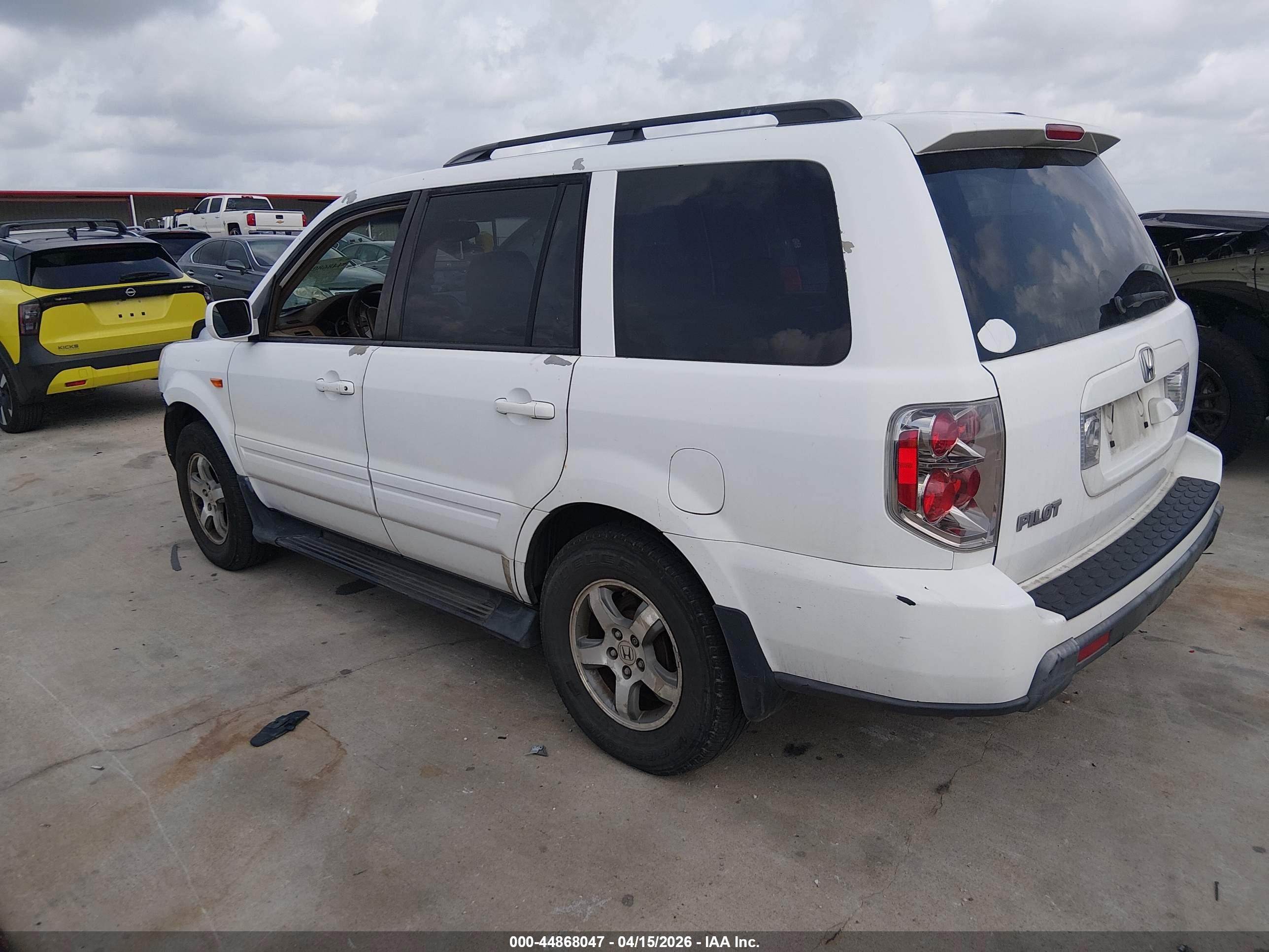 HONDA PILOT image 3