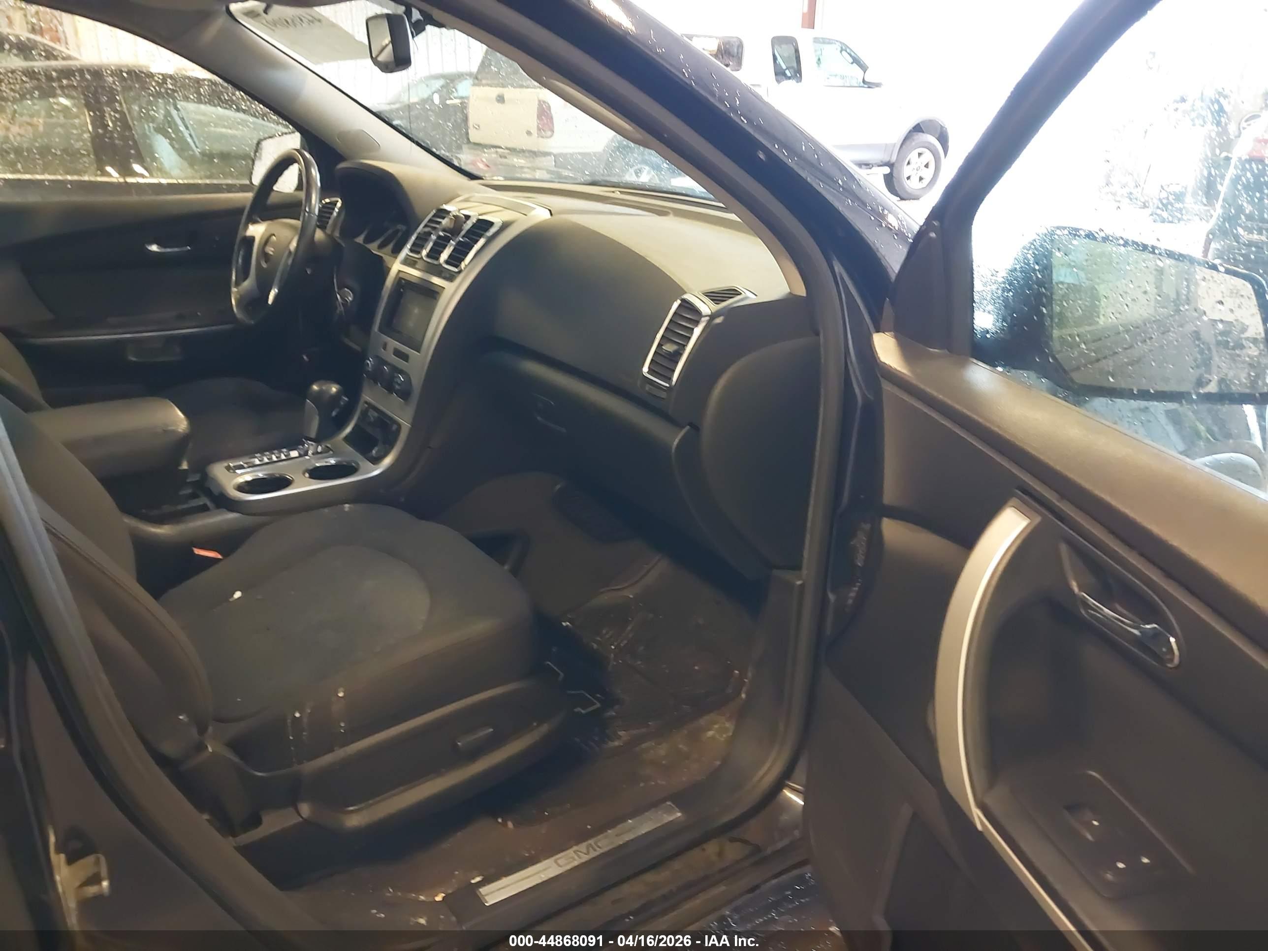 GMC ACADIA image 5