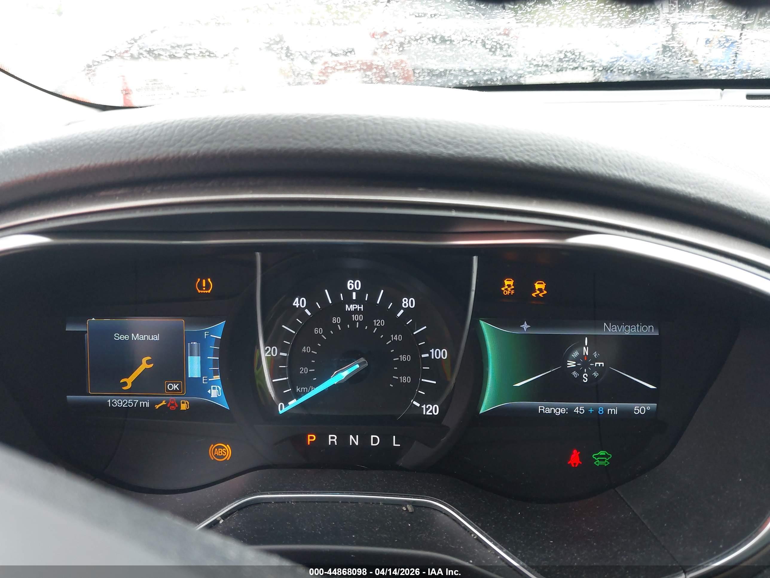 FORD FUSION image 7