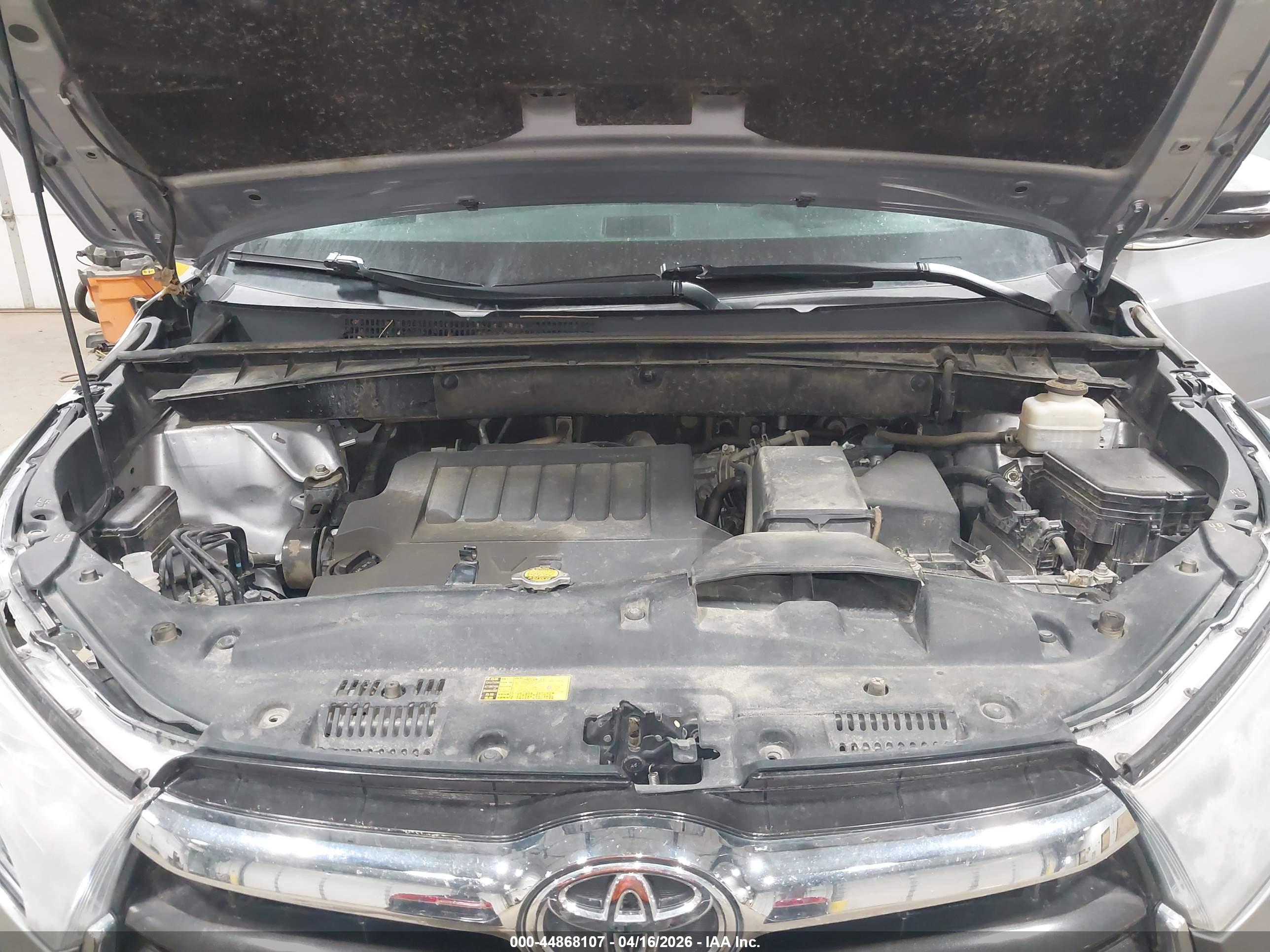 TOYOTA HIGHLANDER image 10