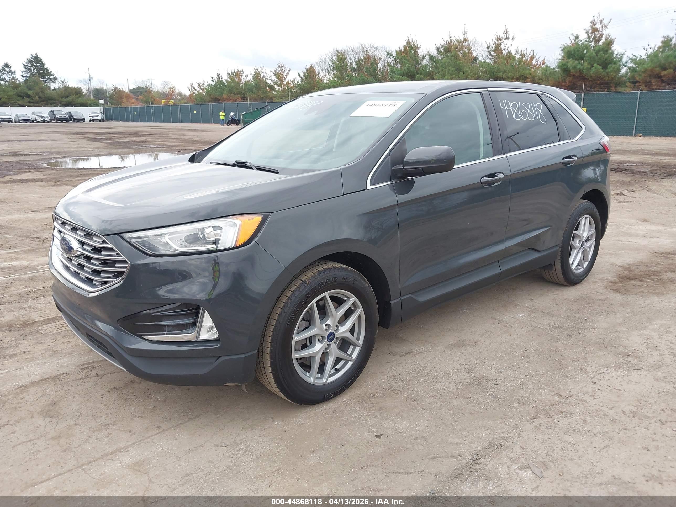 FORD EDGE image 2