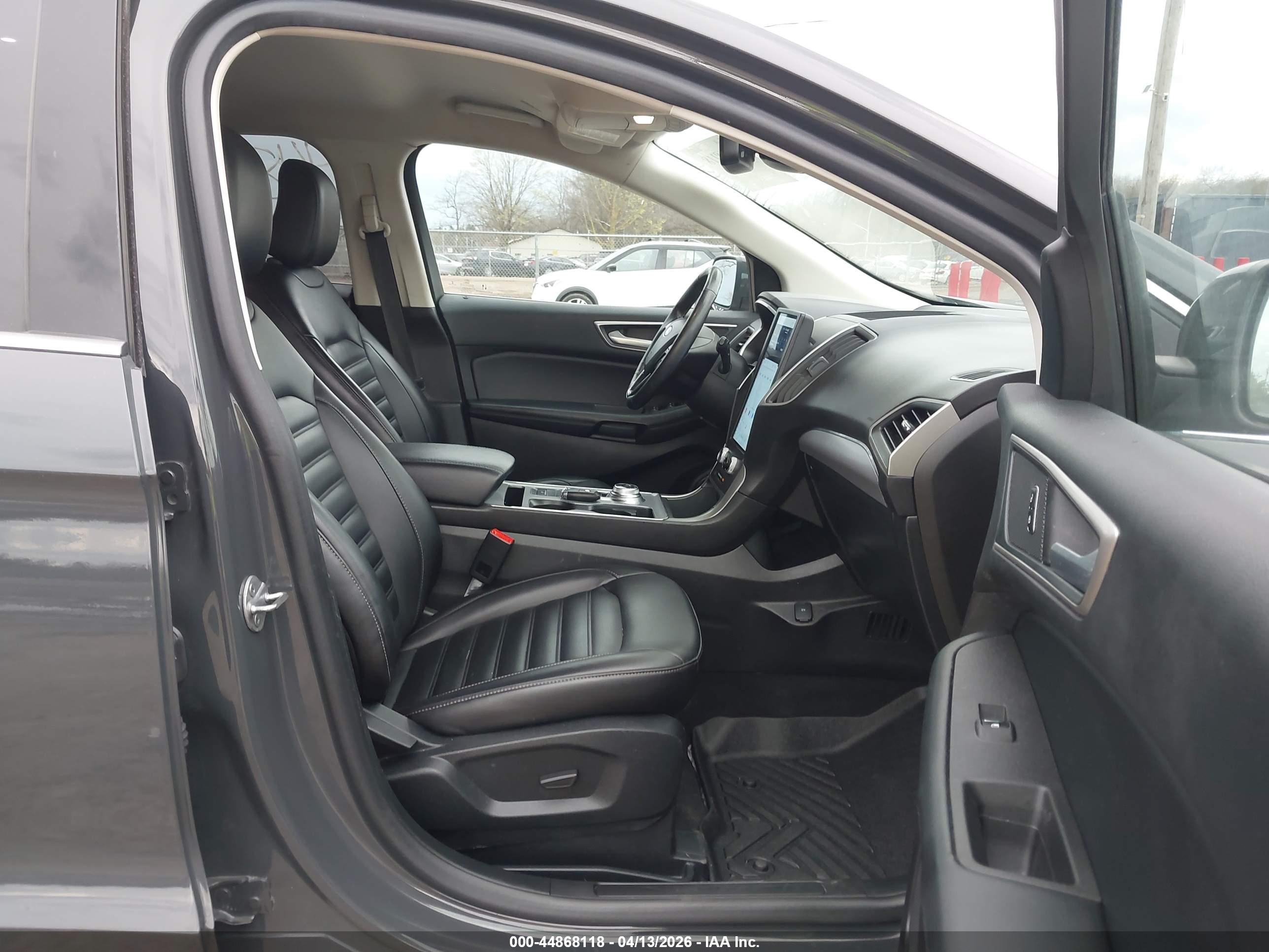 FORD EDGE image 5
