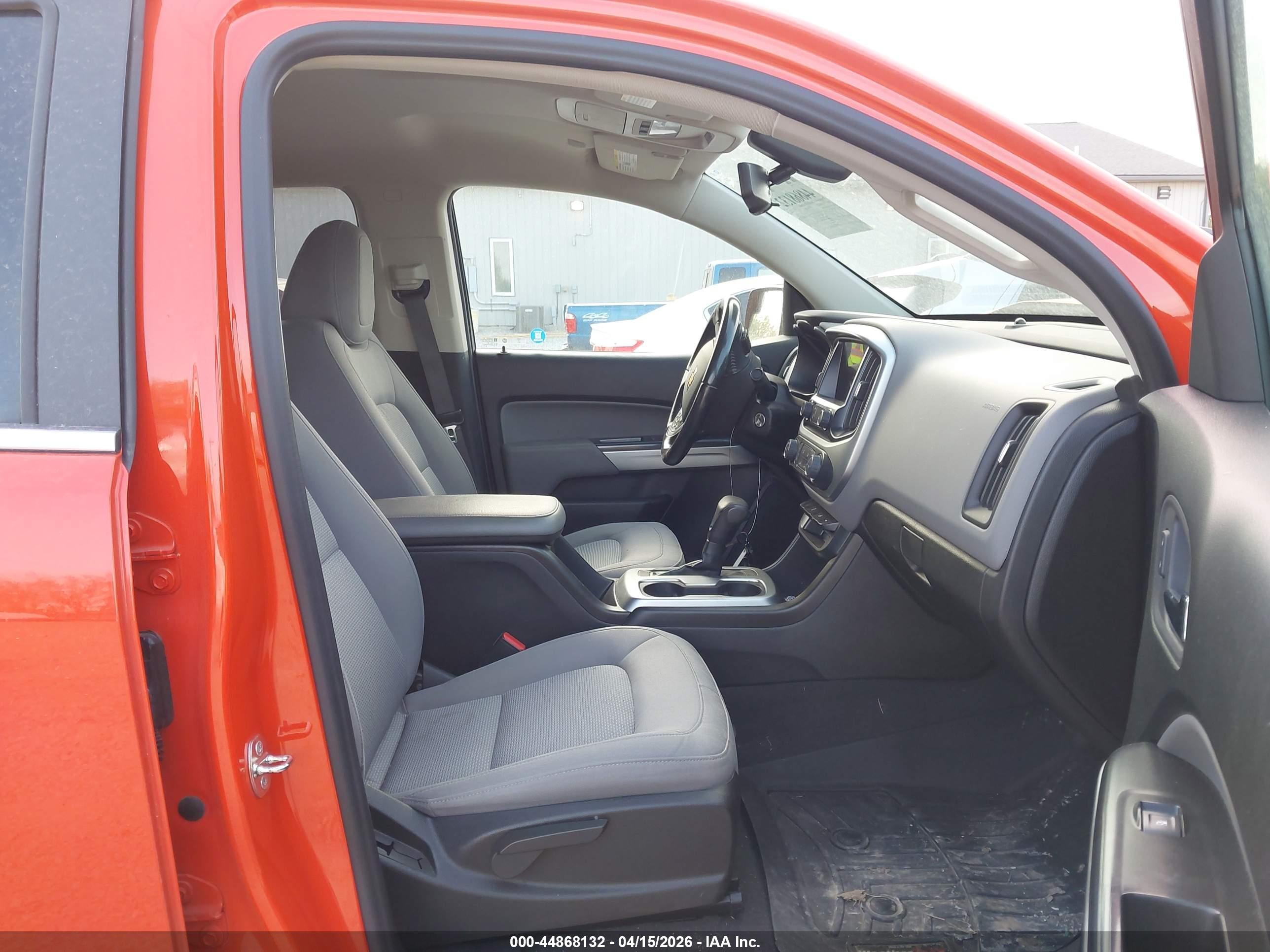 CHEVROLET COLORADO image 5