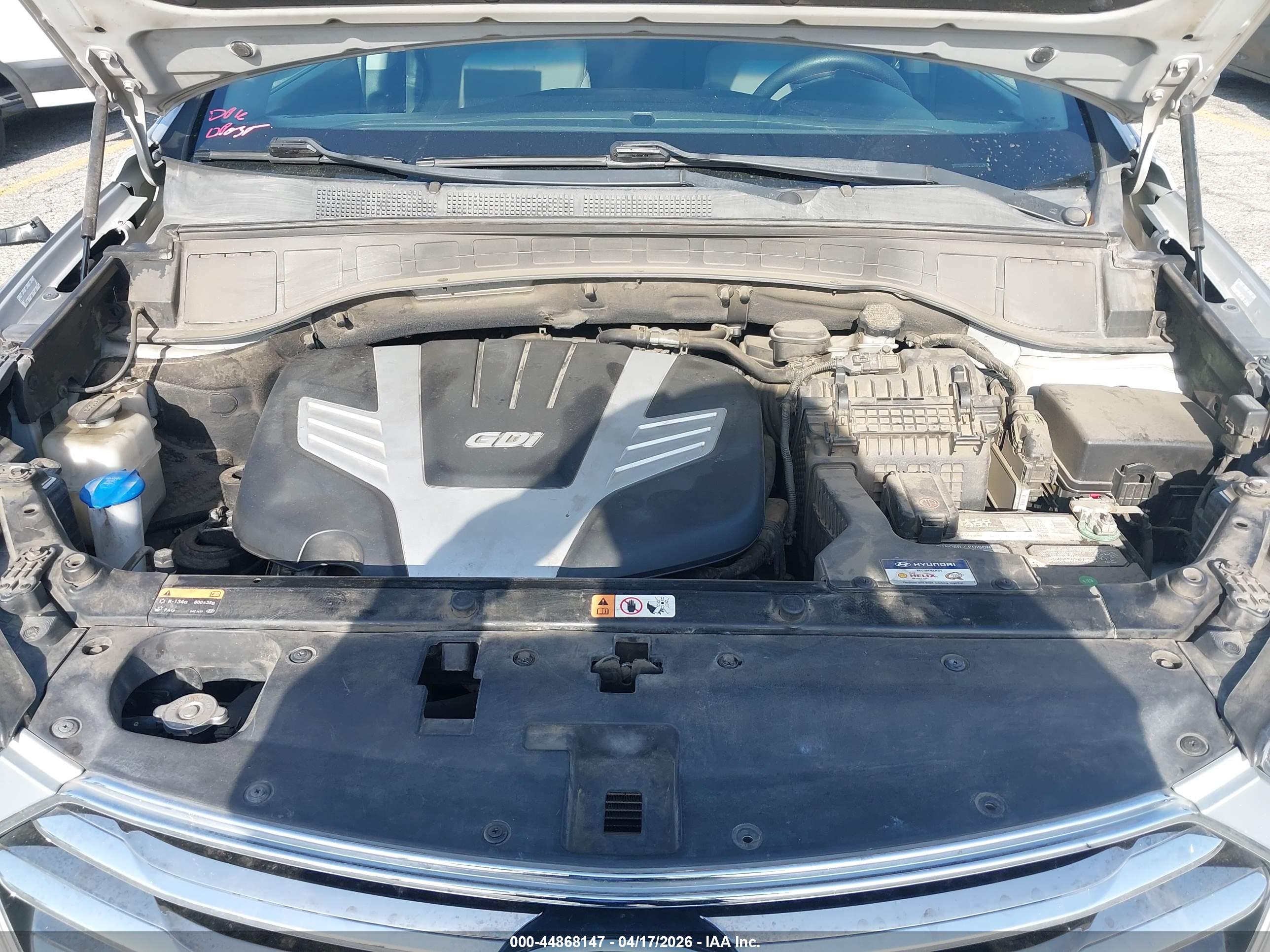 HYUNDAI SANTA image 10