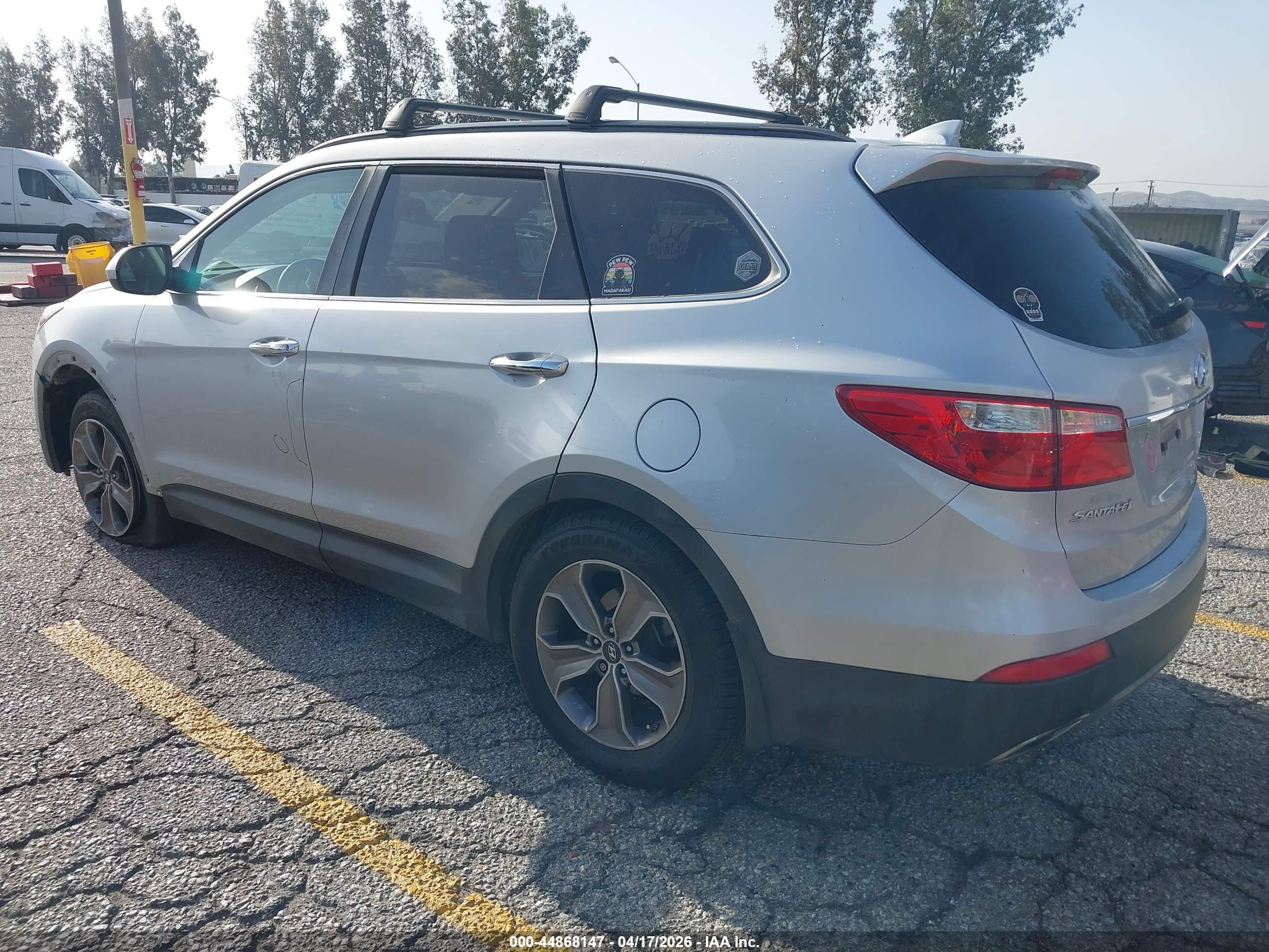 HYUNDAI SANTA image 3