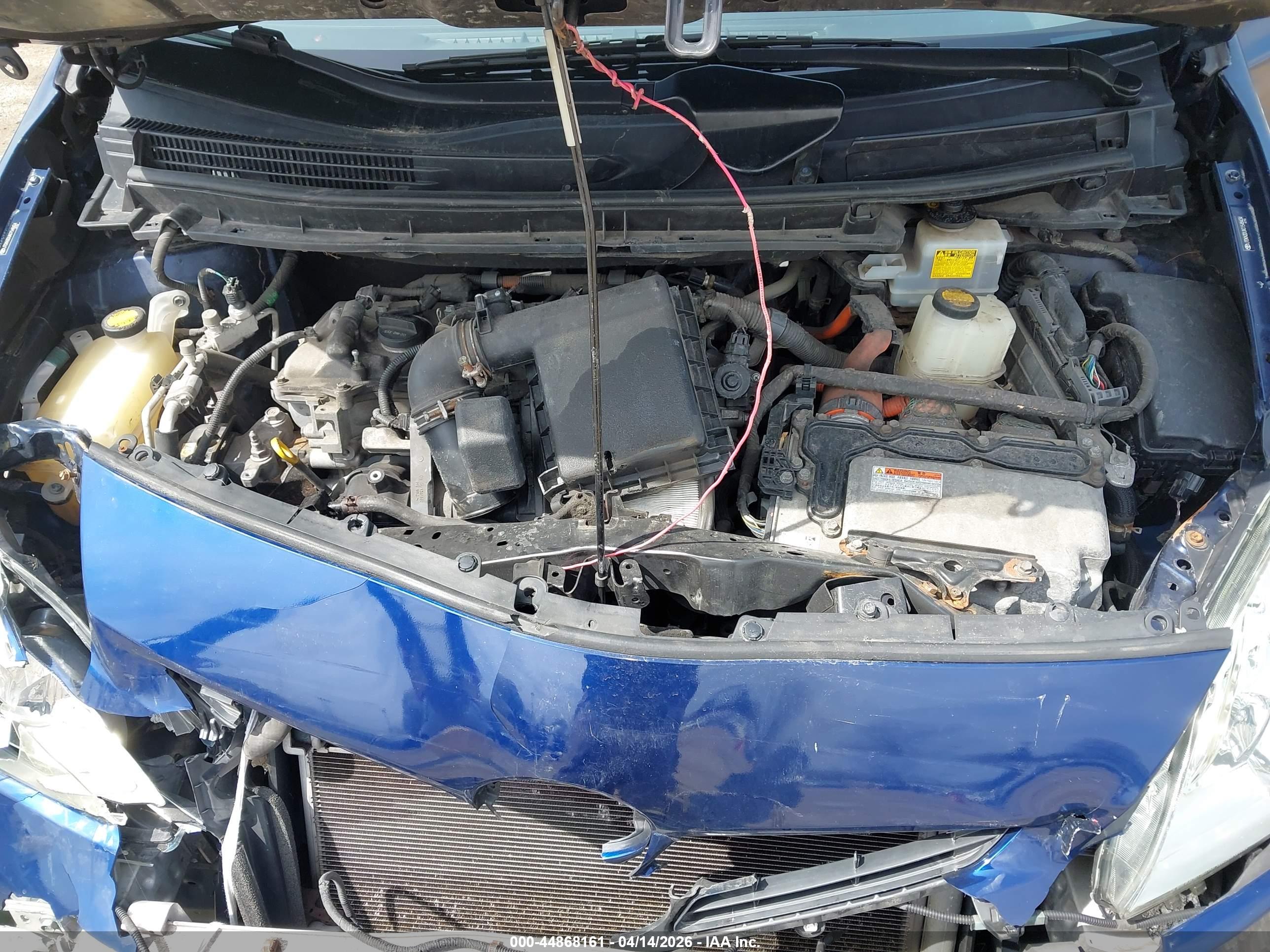 TOYOTA PRIUS image 10