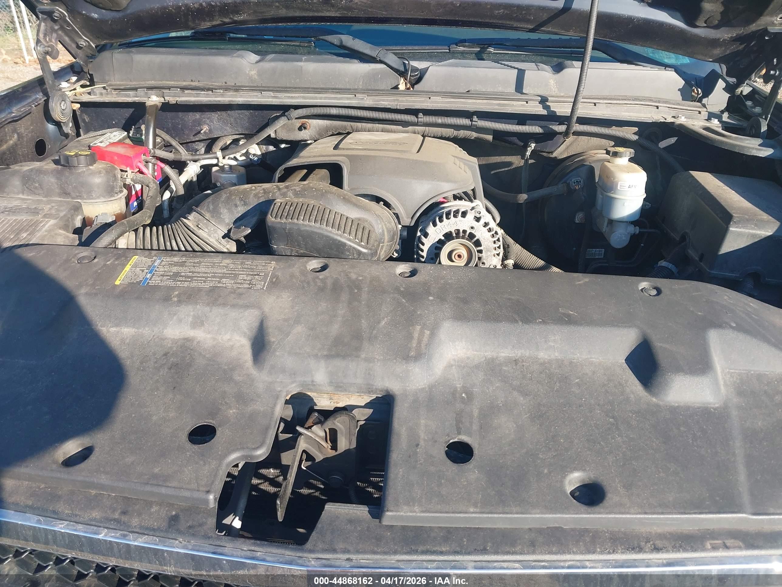CHEVROLET SILVERADO image 10