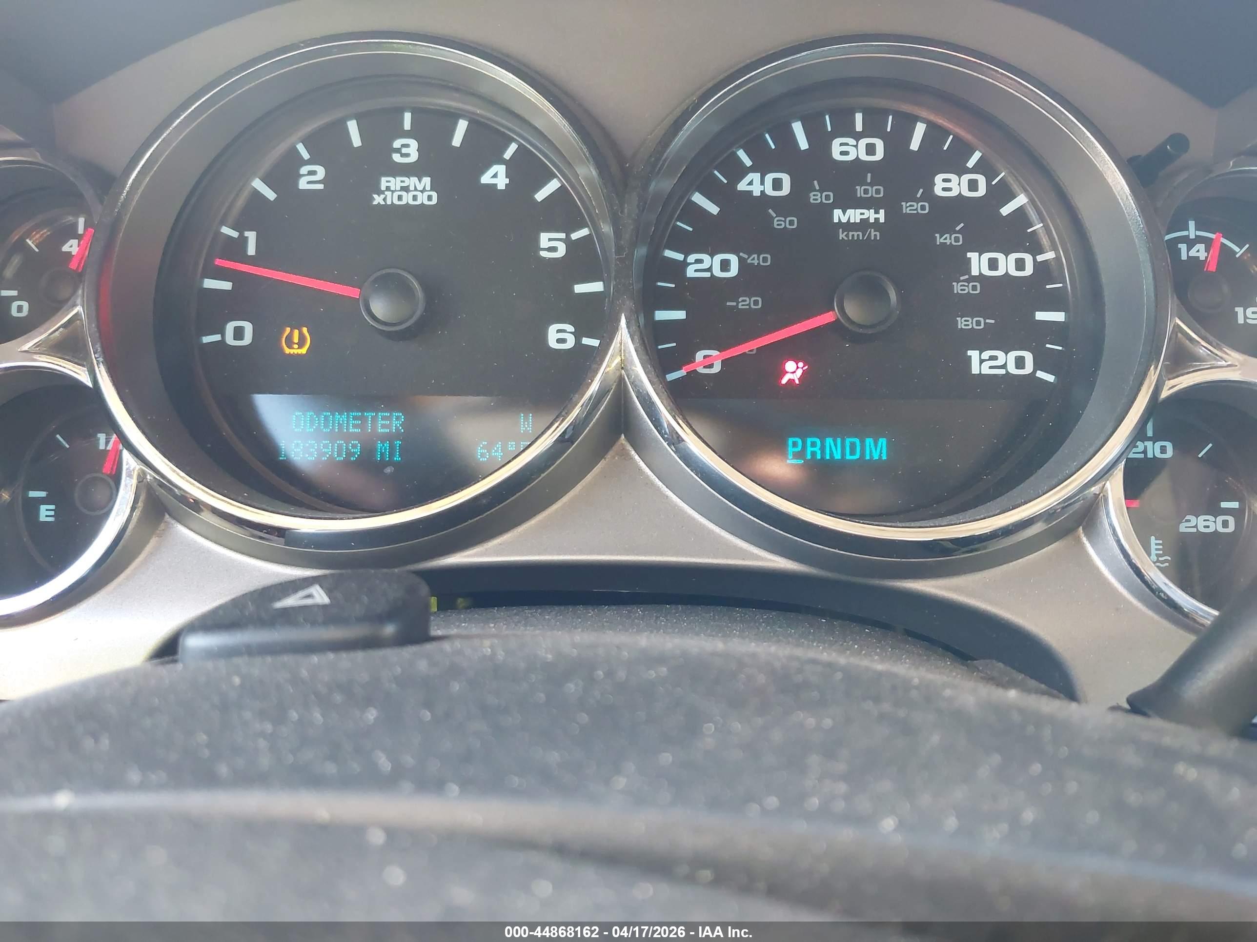 CHEVROLET SILVERADO image 7