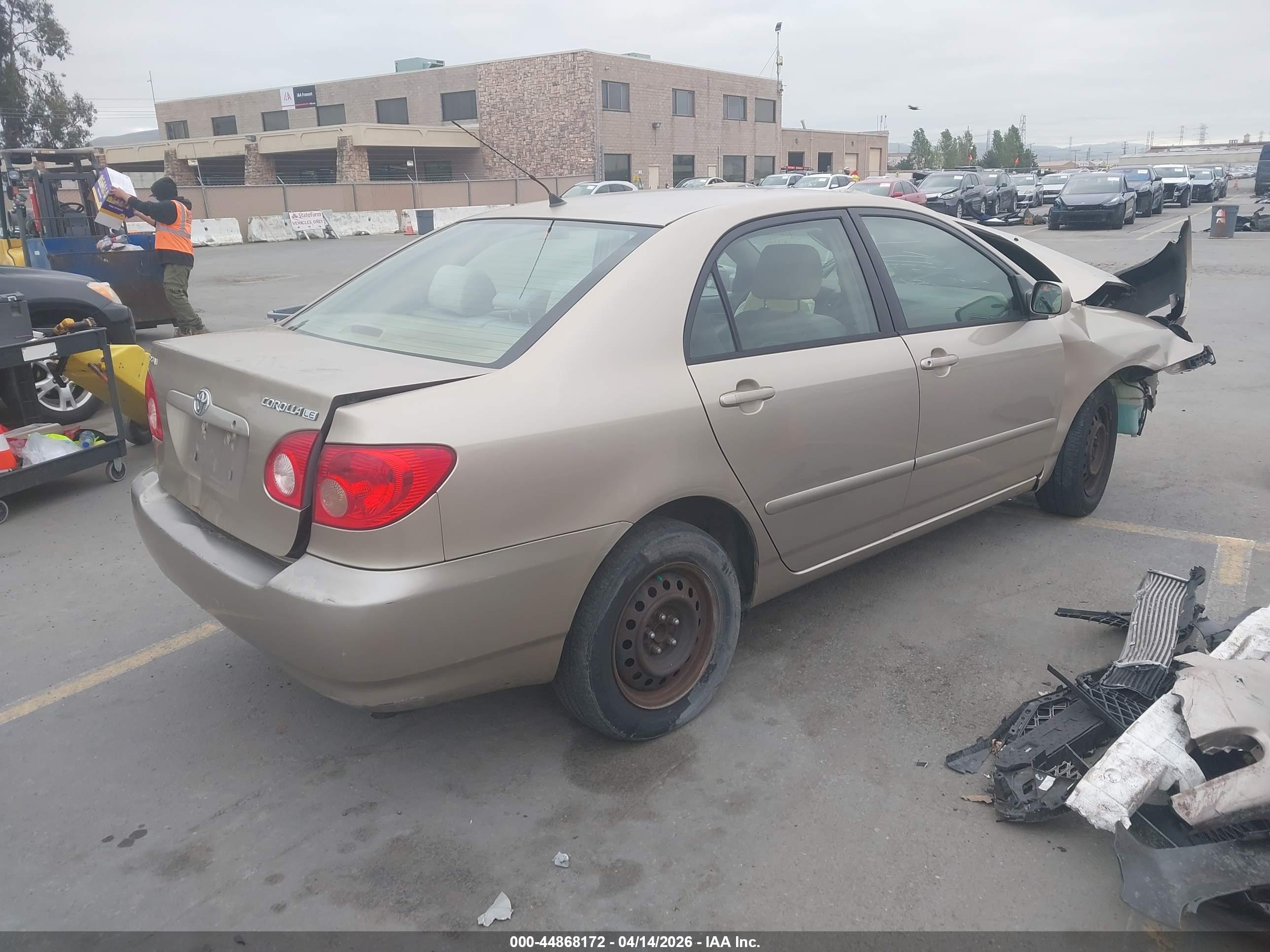 TOYOTA COROLLA image 4