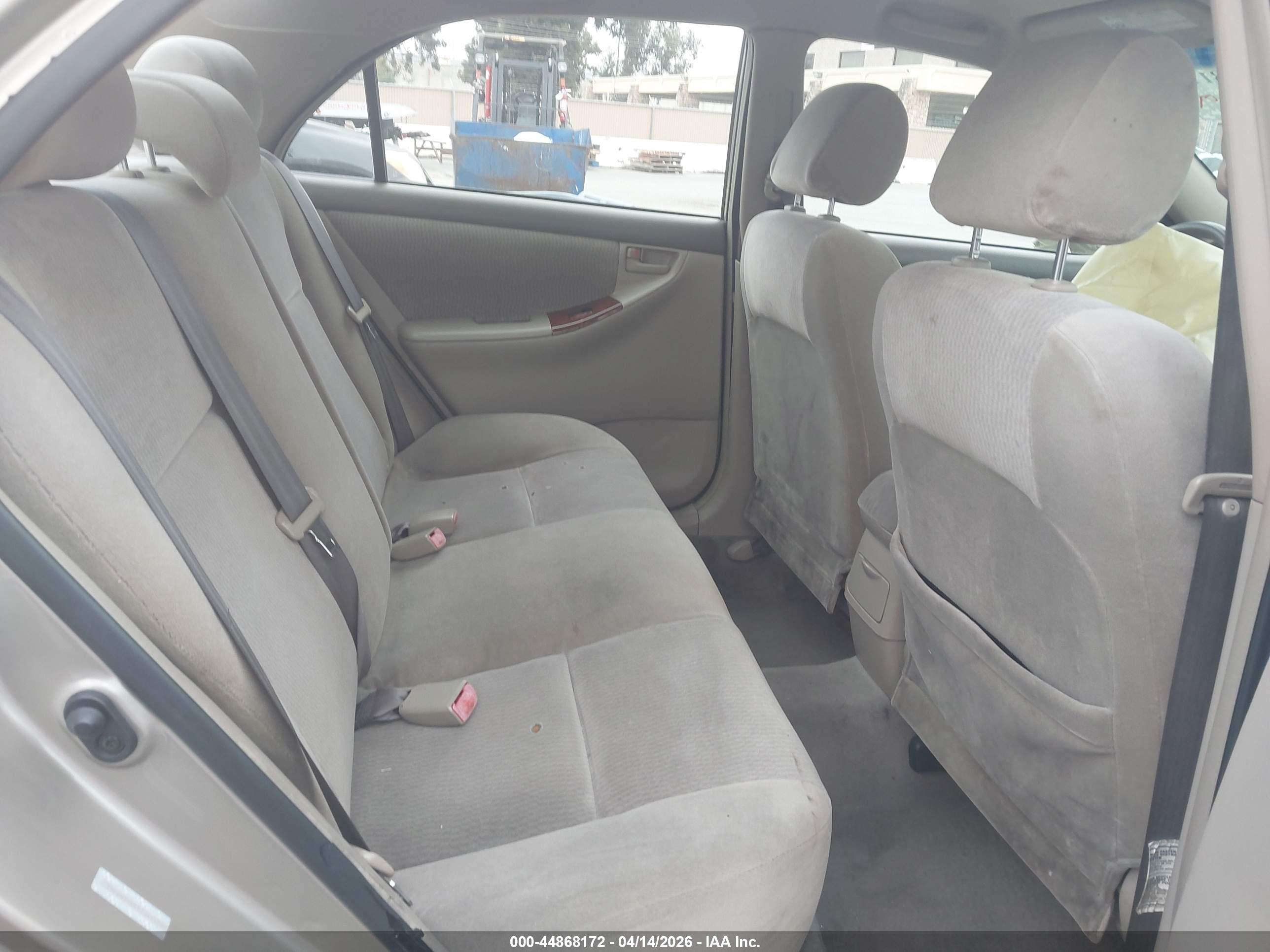 TOYOTA COROLLA image 8