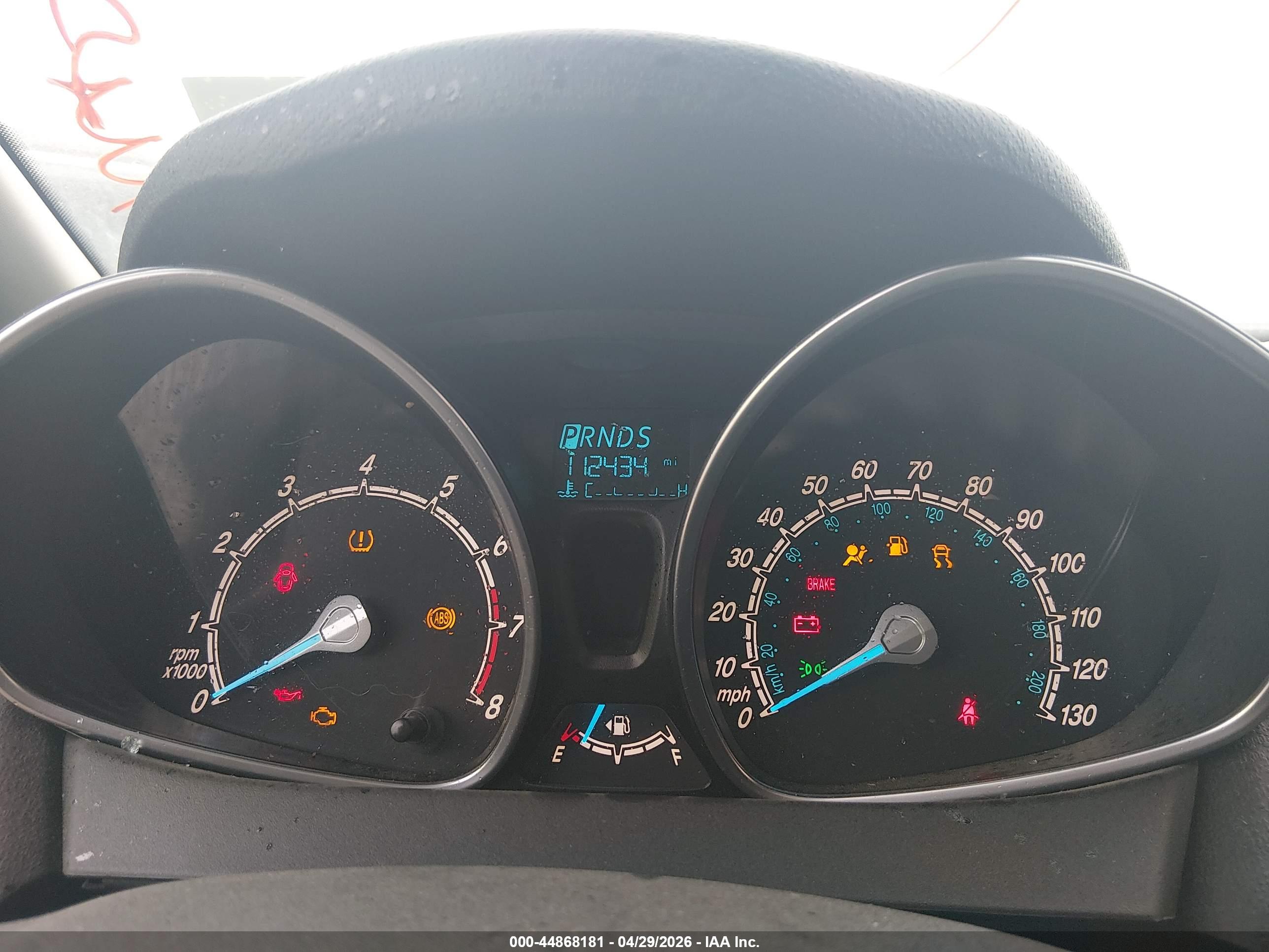 FORD FIESTA image 7