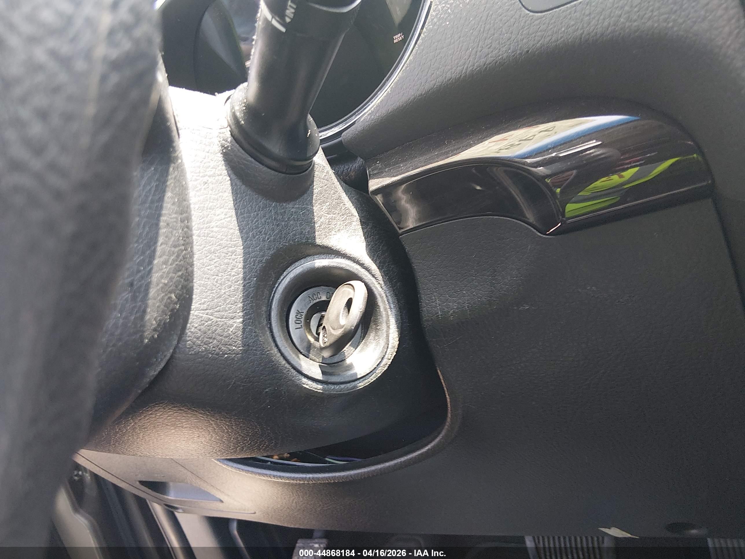 KIA SORENTO image 11