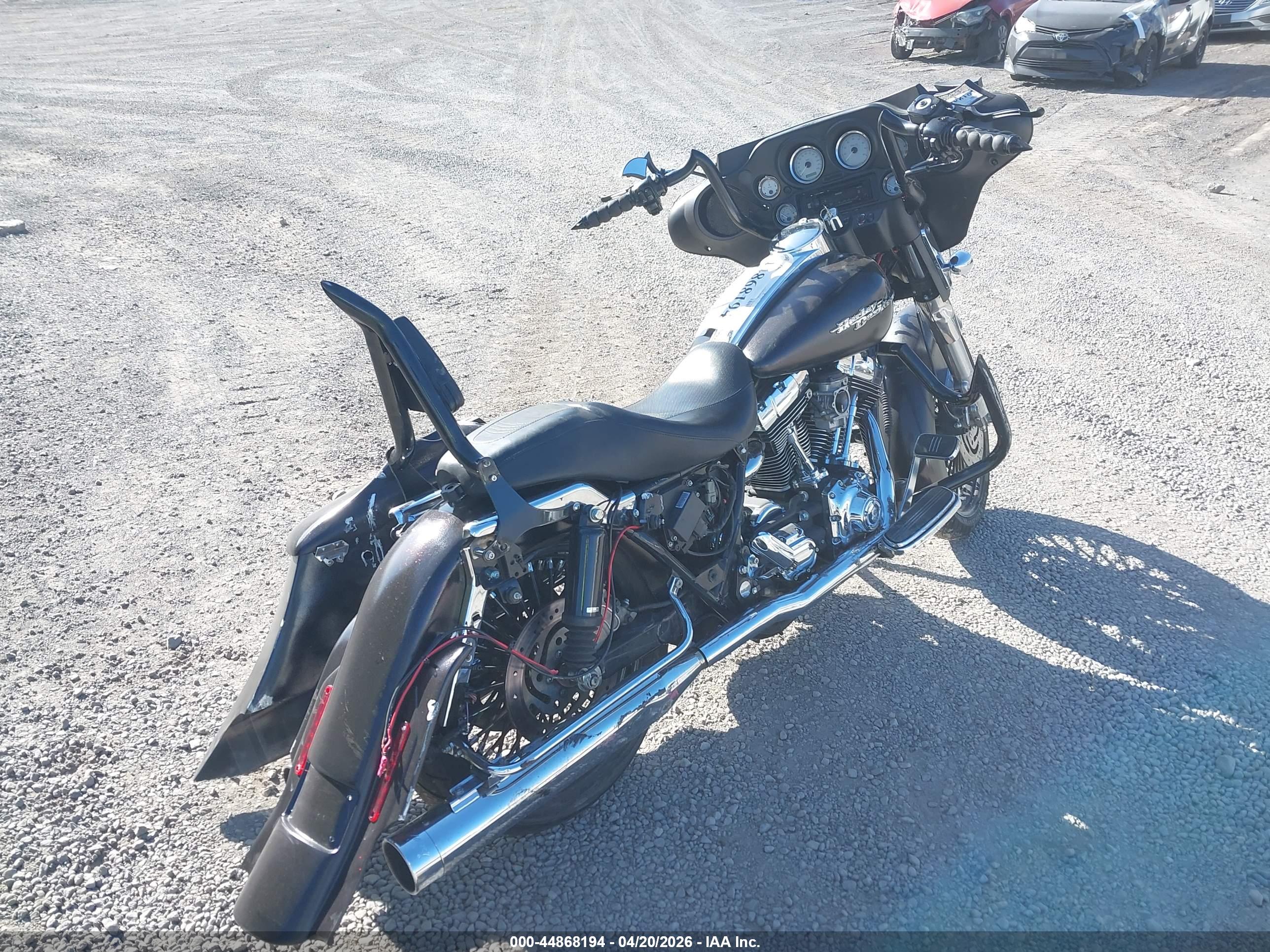 HARLEY-DAVIDSON FLHX image 4
