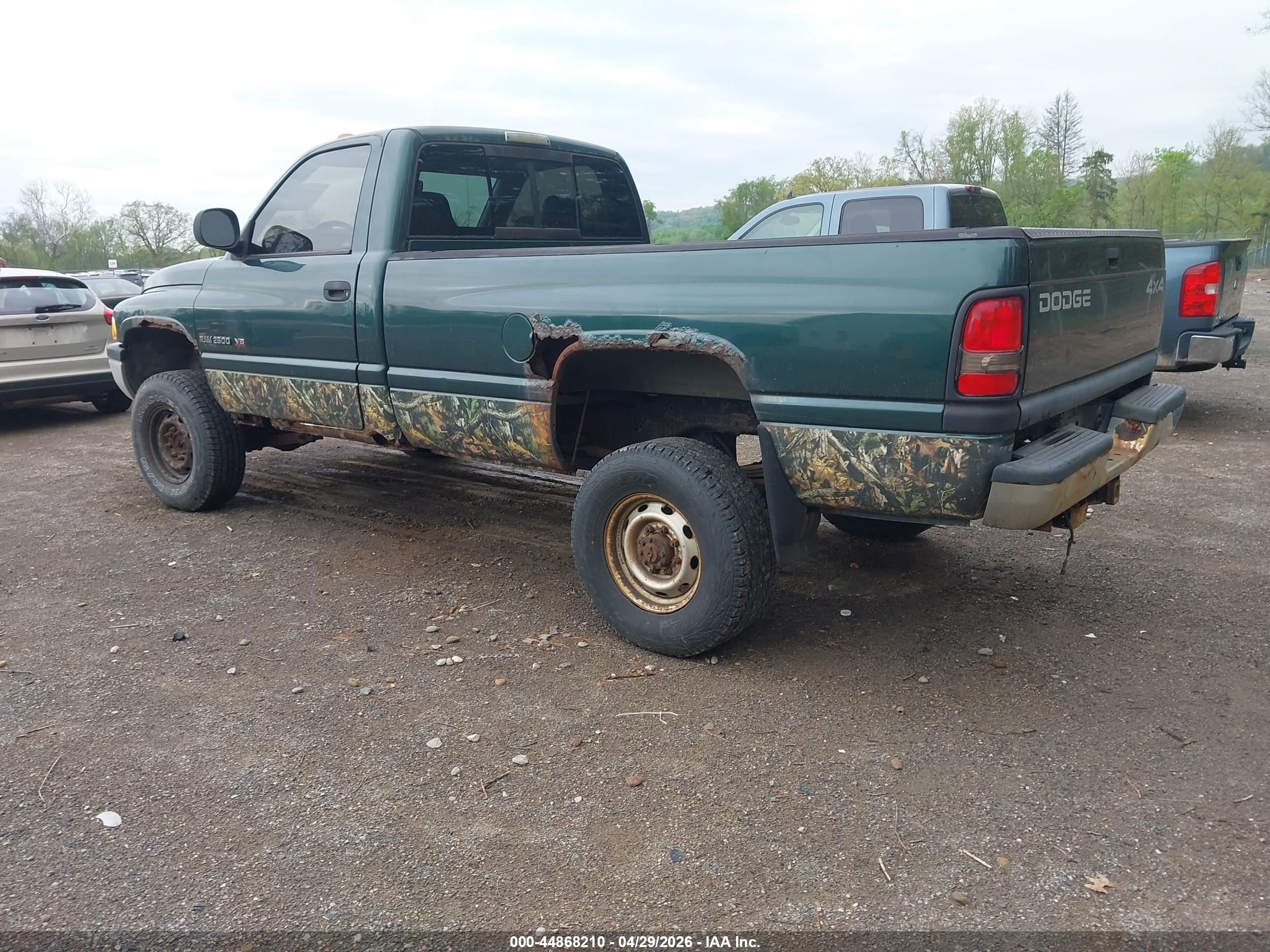 DODGE RAM image 3