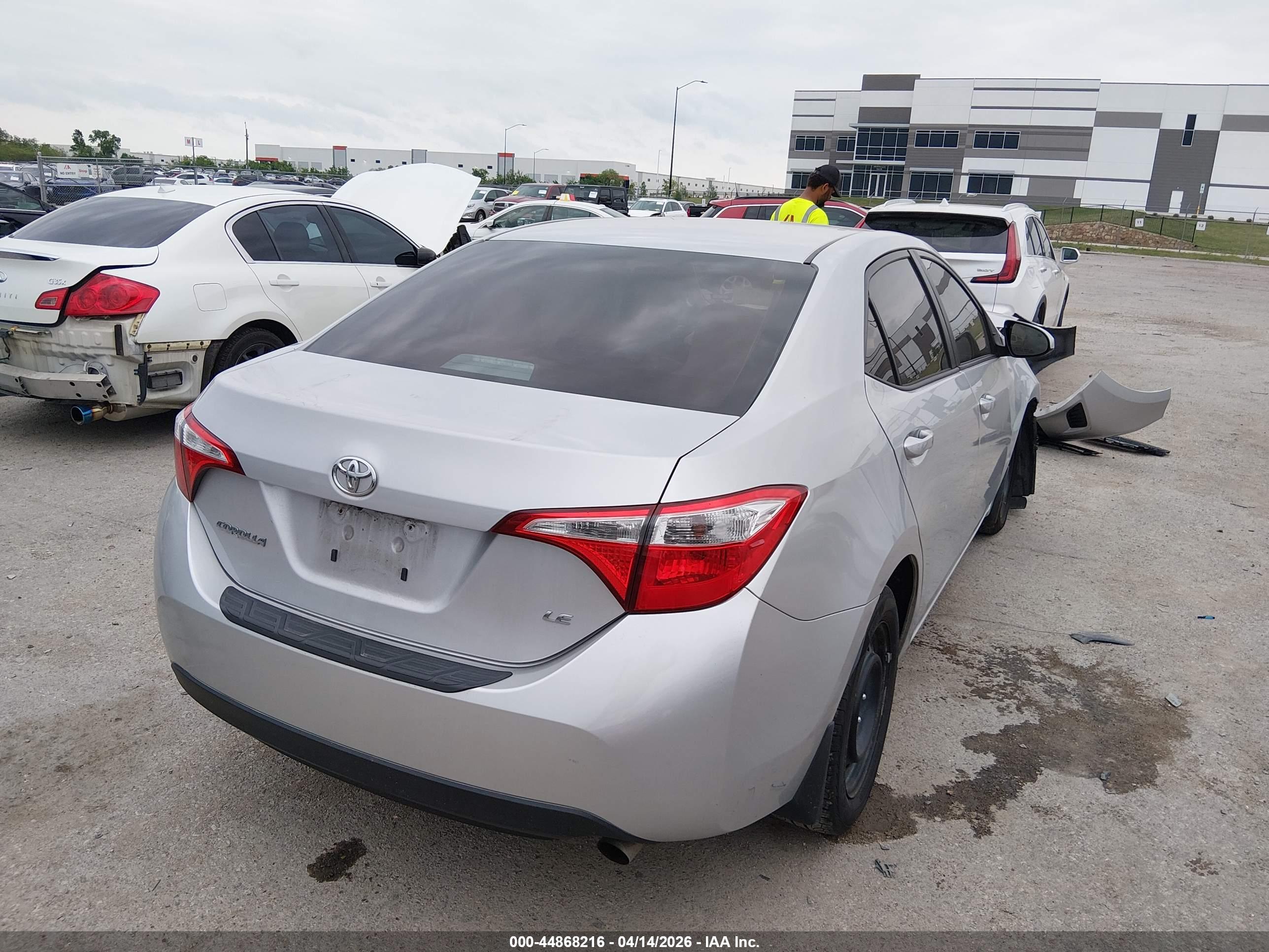 TOYOTA COROLLA image 4