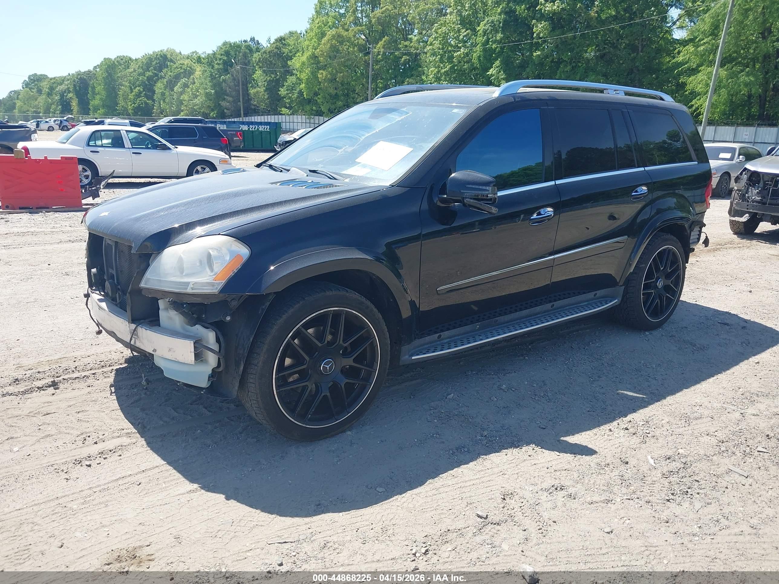 MERCEDES-BENZ GL image 2