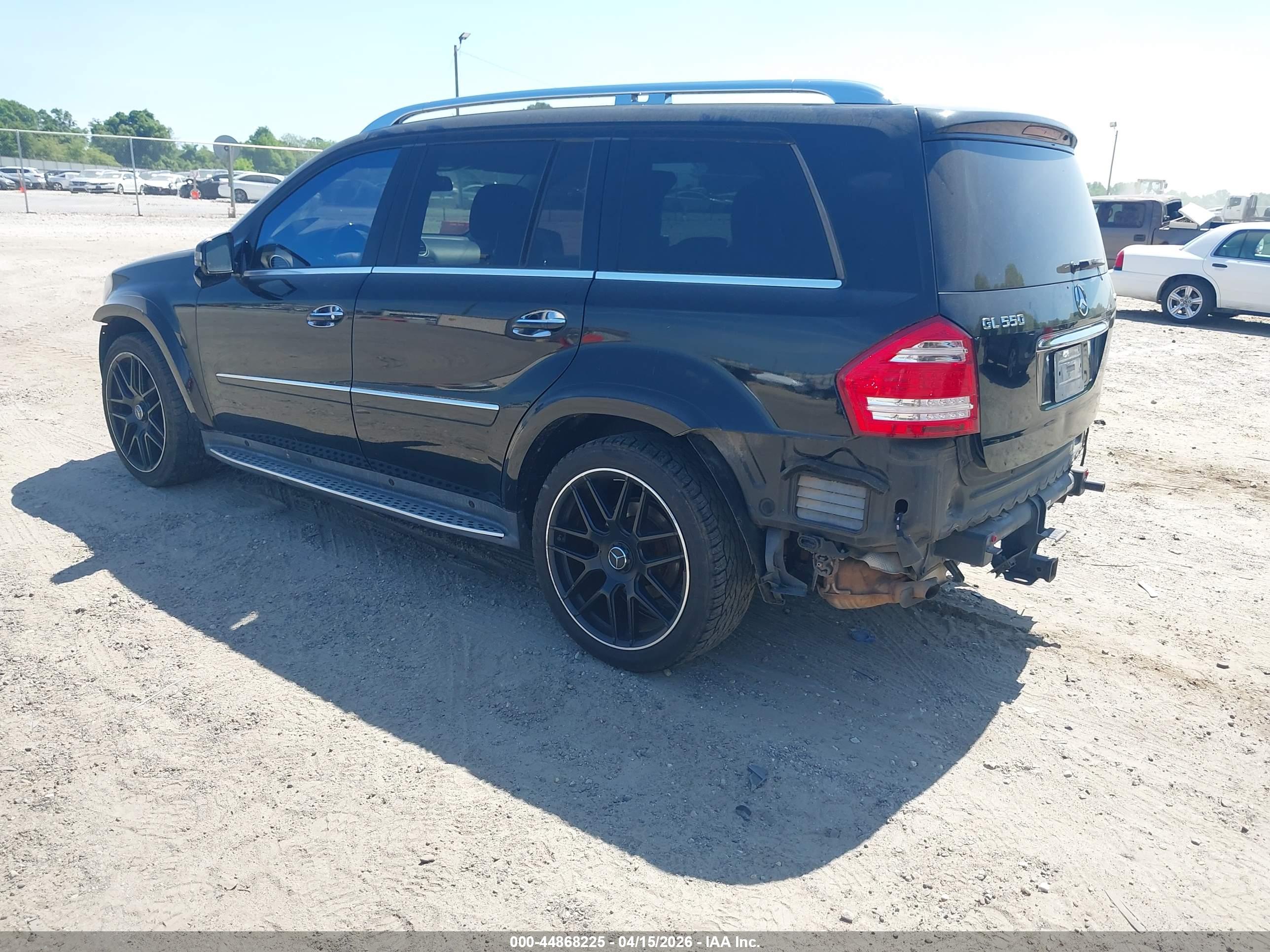 MERCEDES-BENZ GL image 3