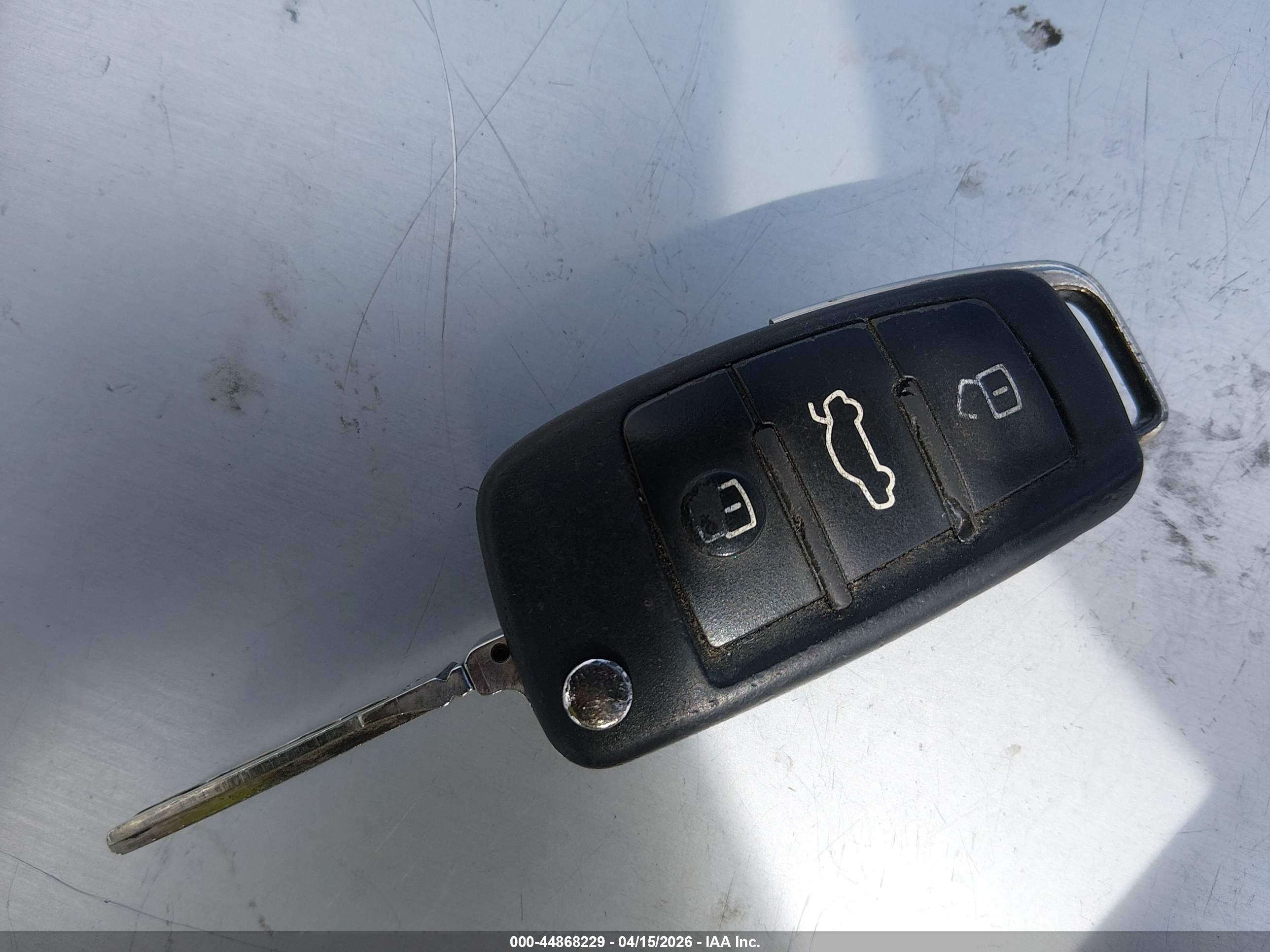 AUDI A4 image 11