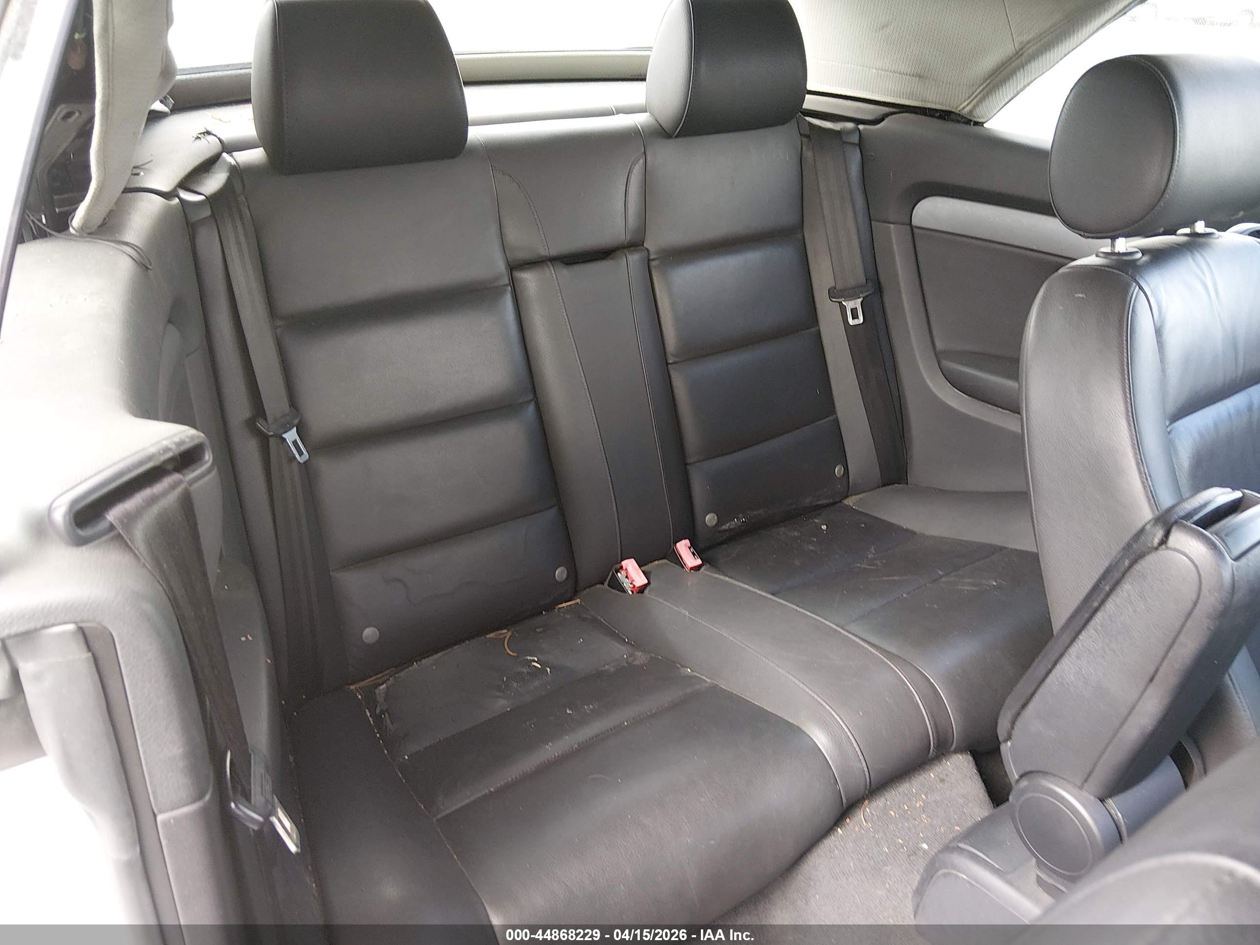 AUDI A4 image 8