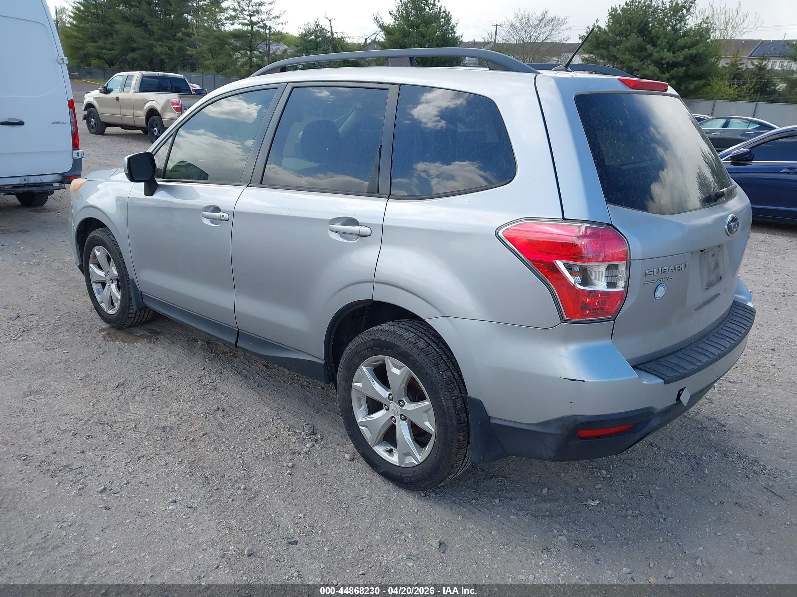 SUBARU FORESTER image 3