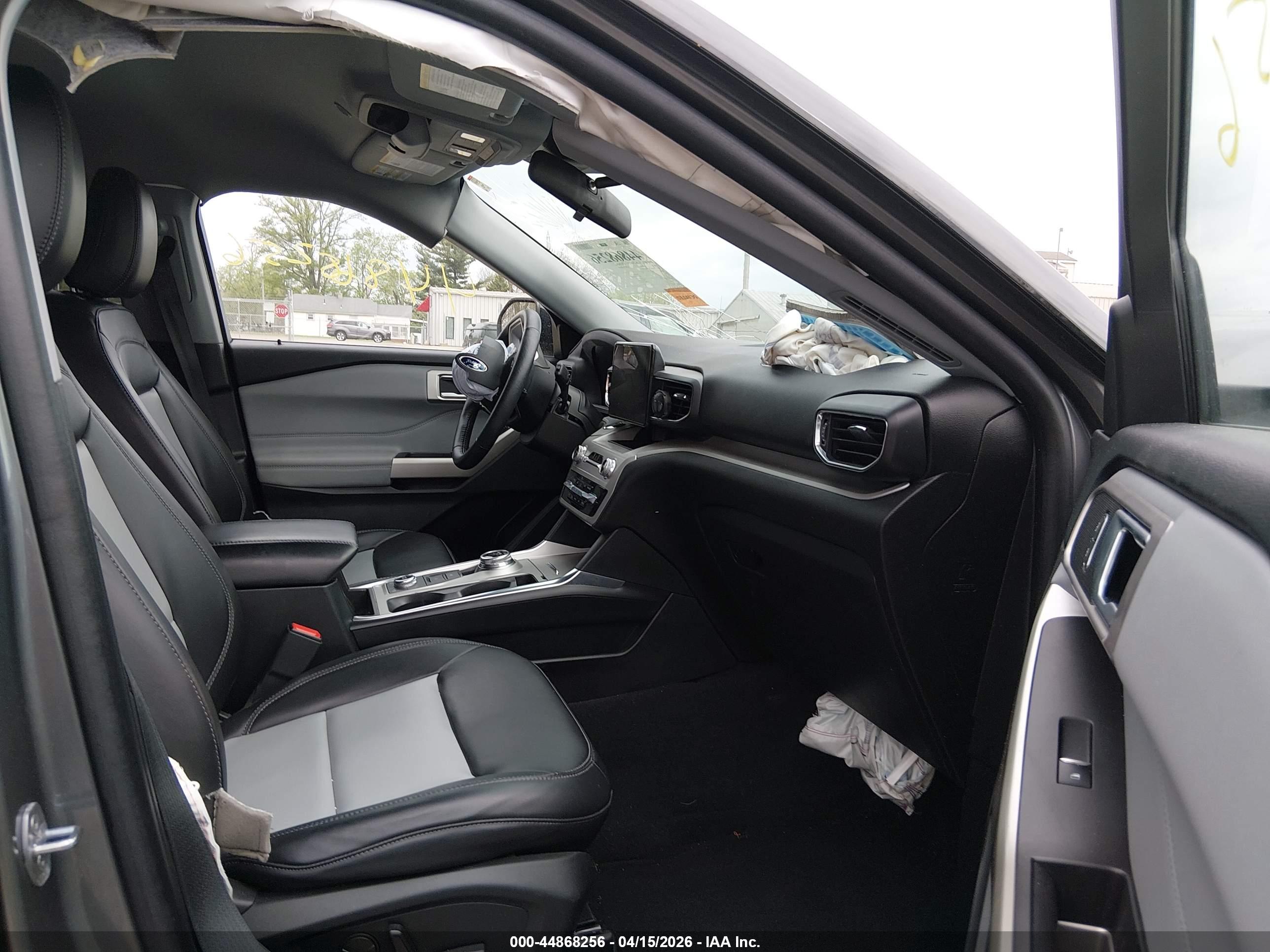FORD EXPLORER image 5