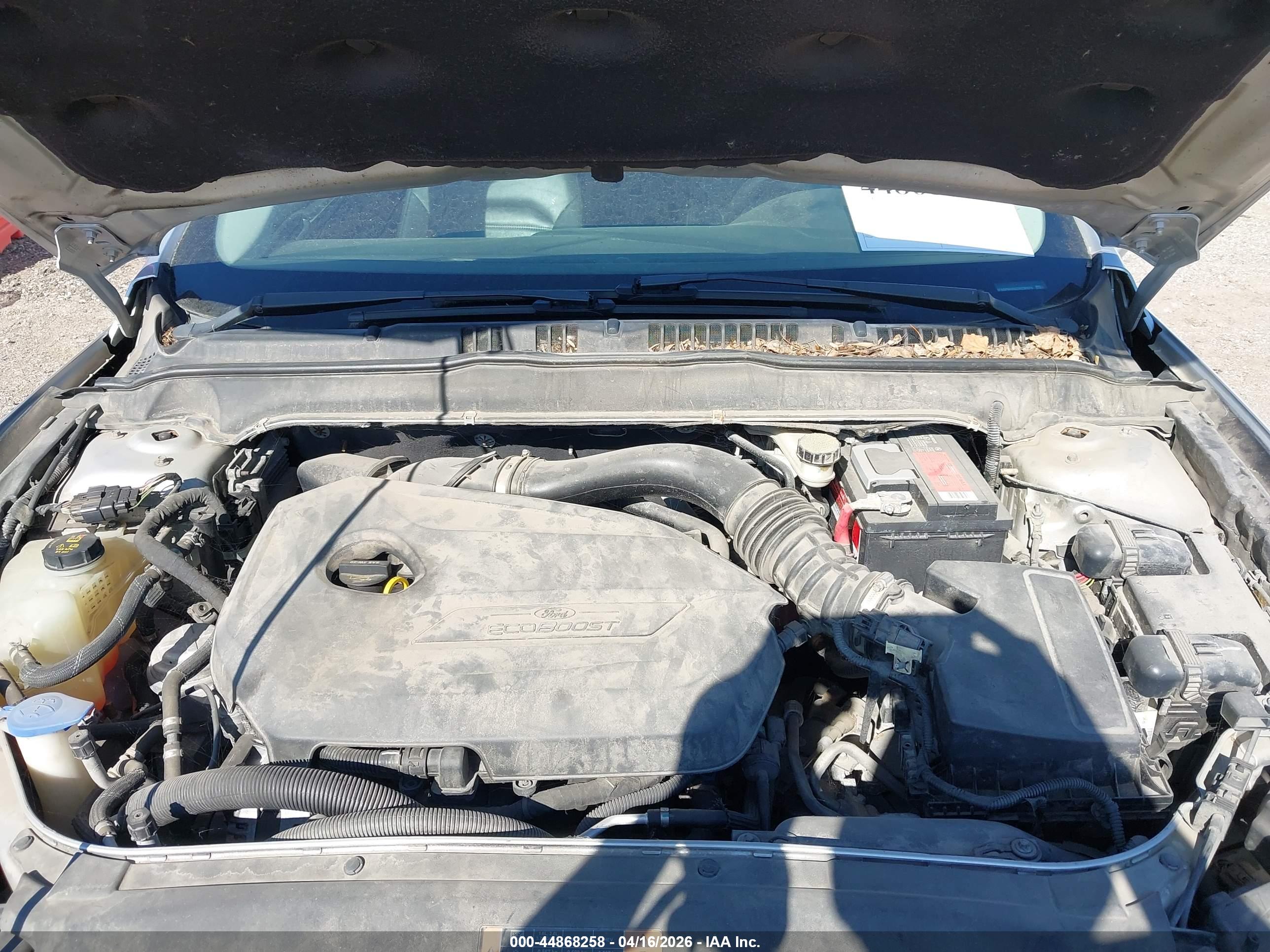 FORD FUSION image 10