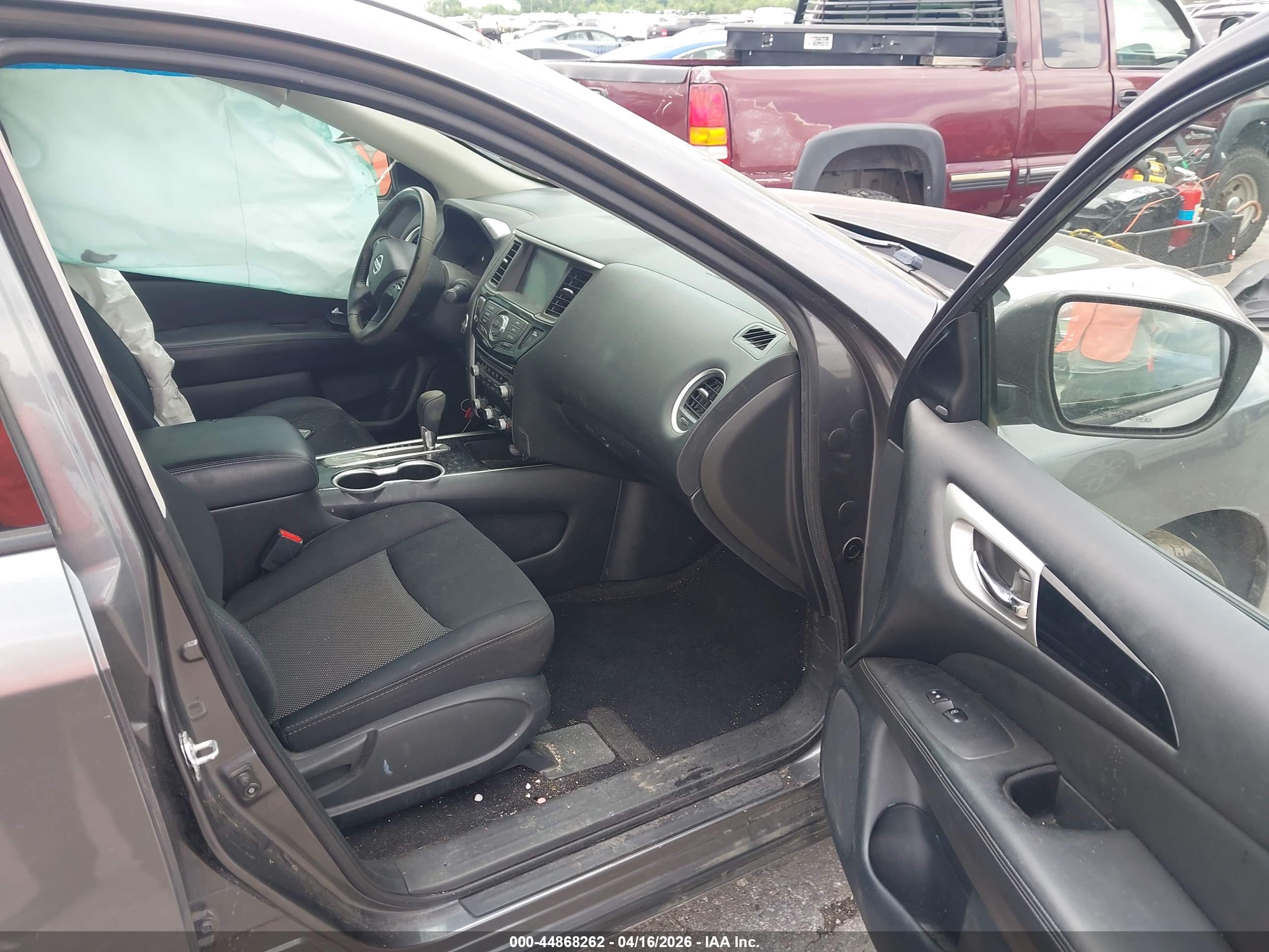 NISSAN PATHFINDER image 5