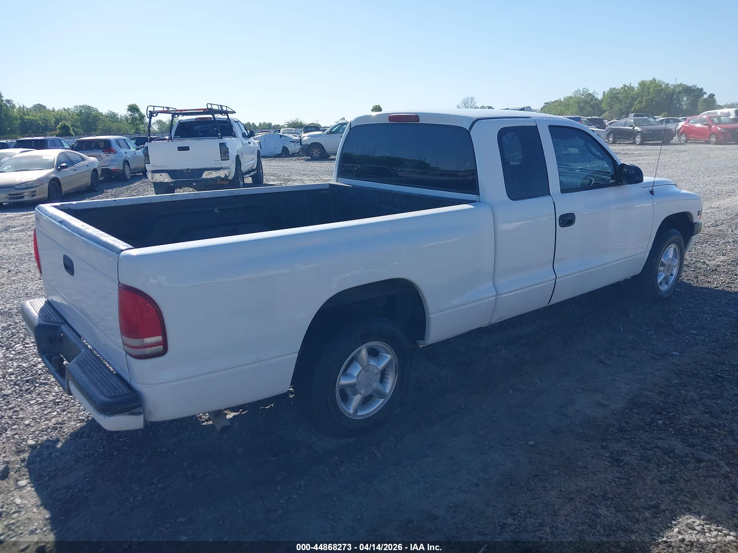 DODGE DAKOTA image 4