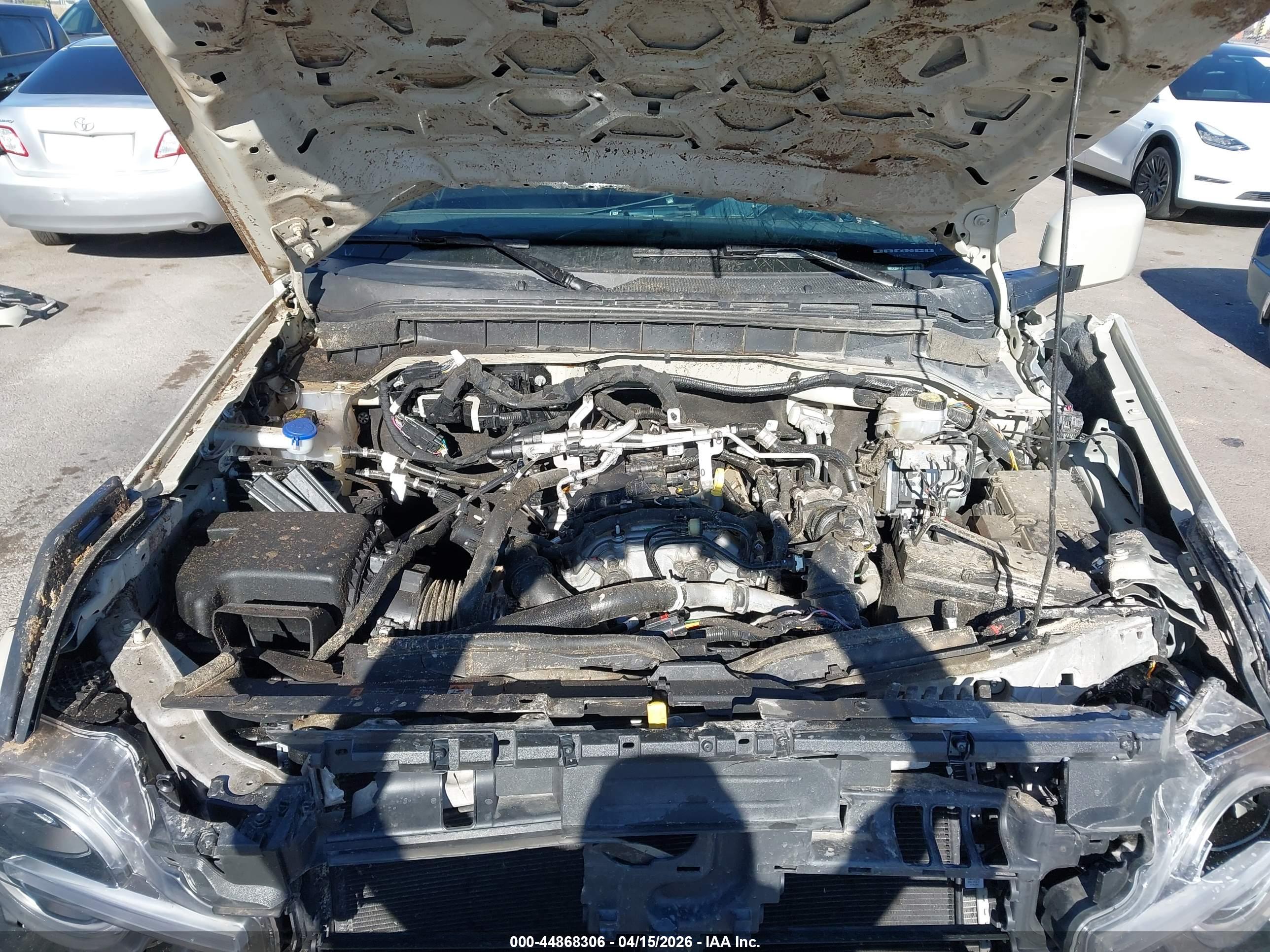 FORD BRONCO image 10