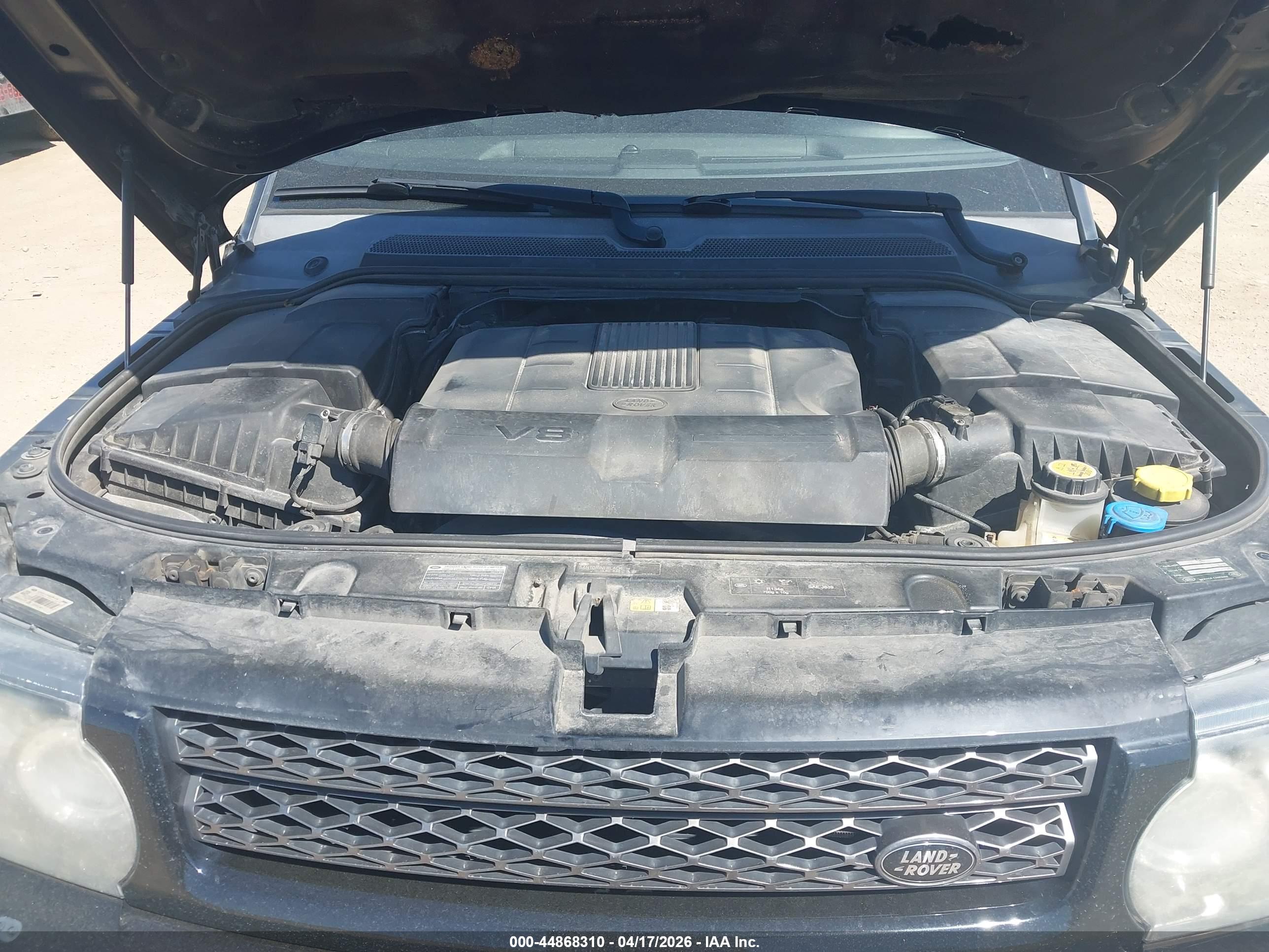 LAND ROVER image 10