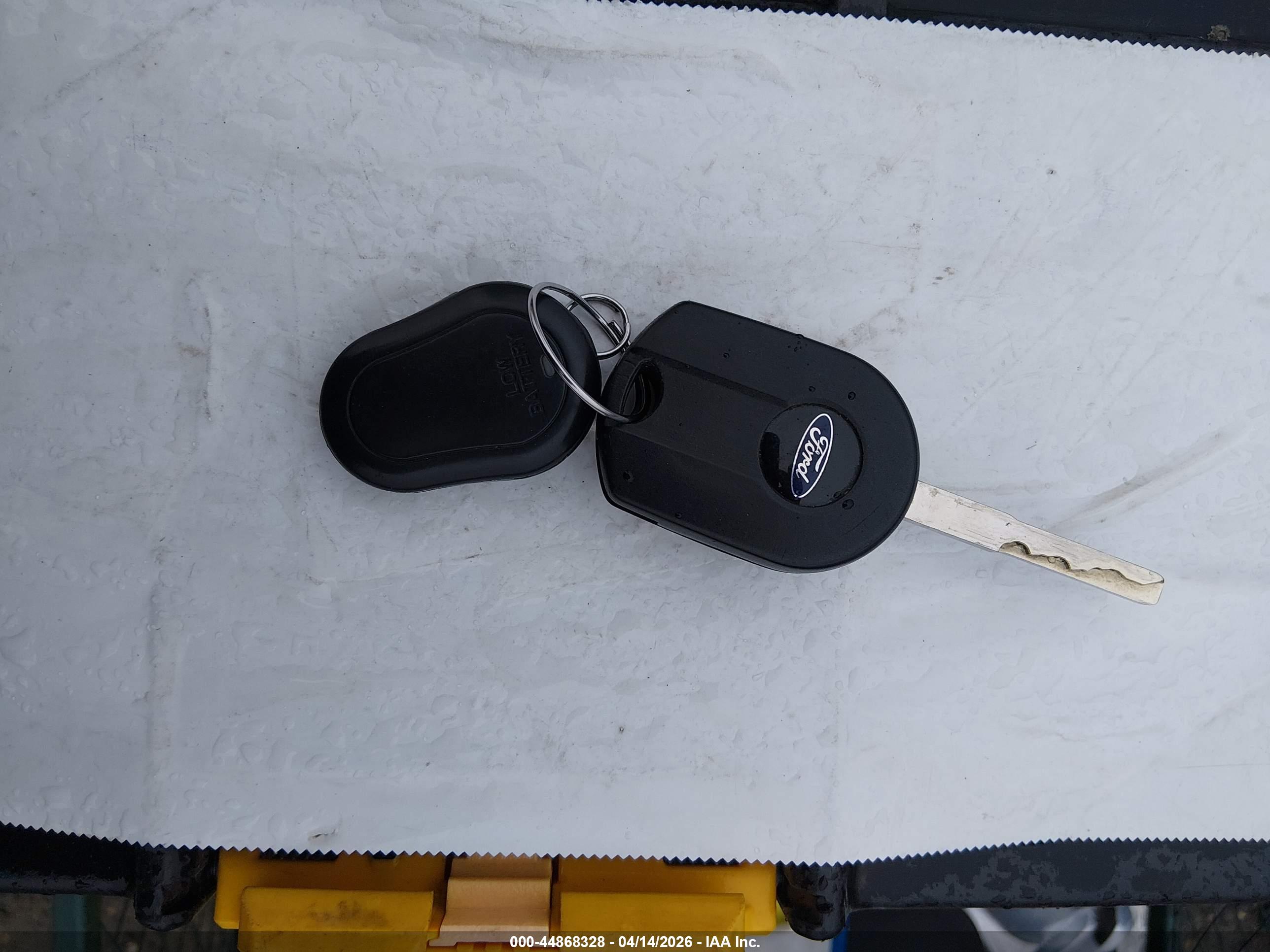 FORD FOCUS image 11